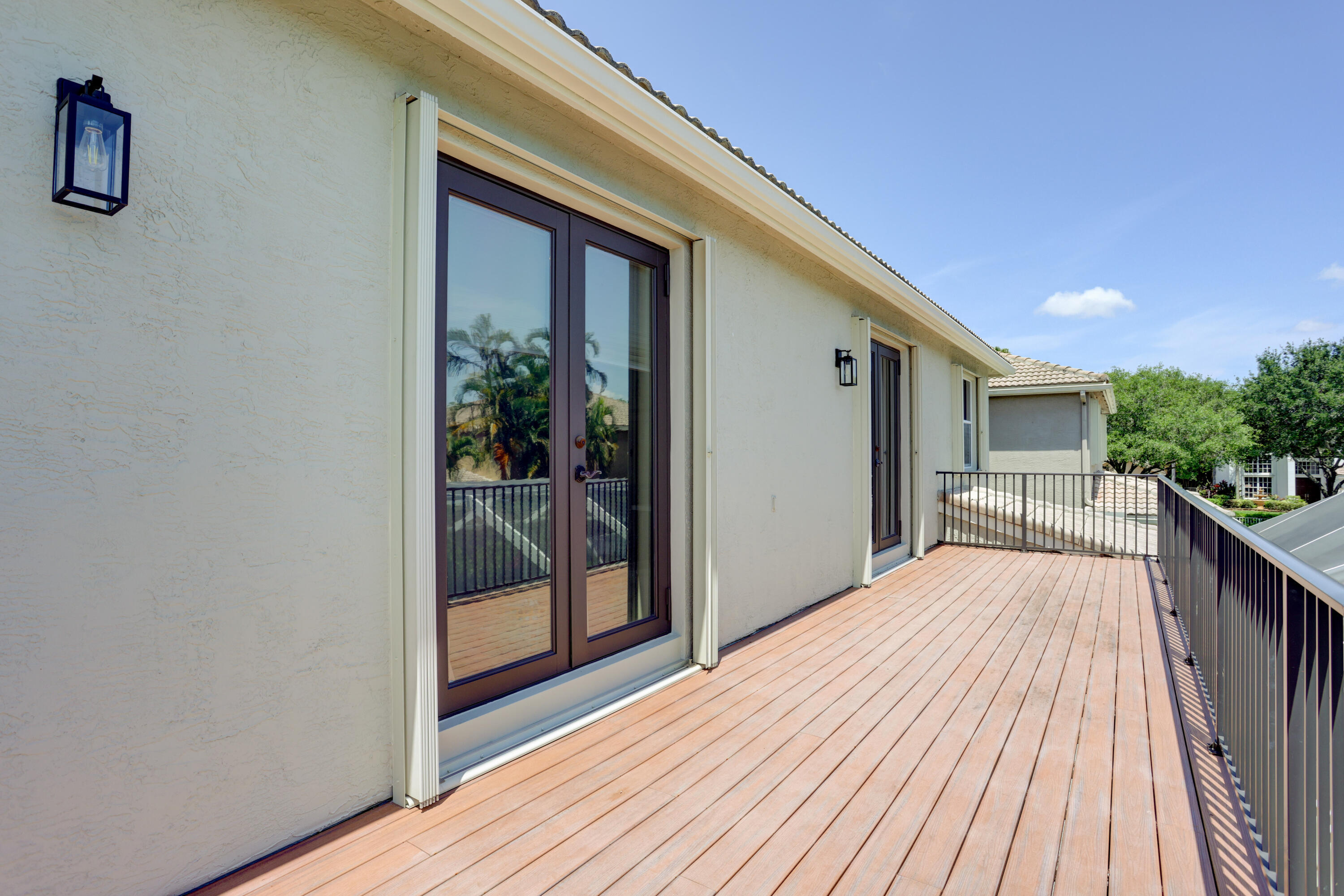 Saturnia - Residential
