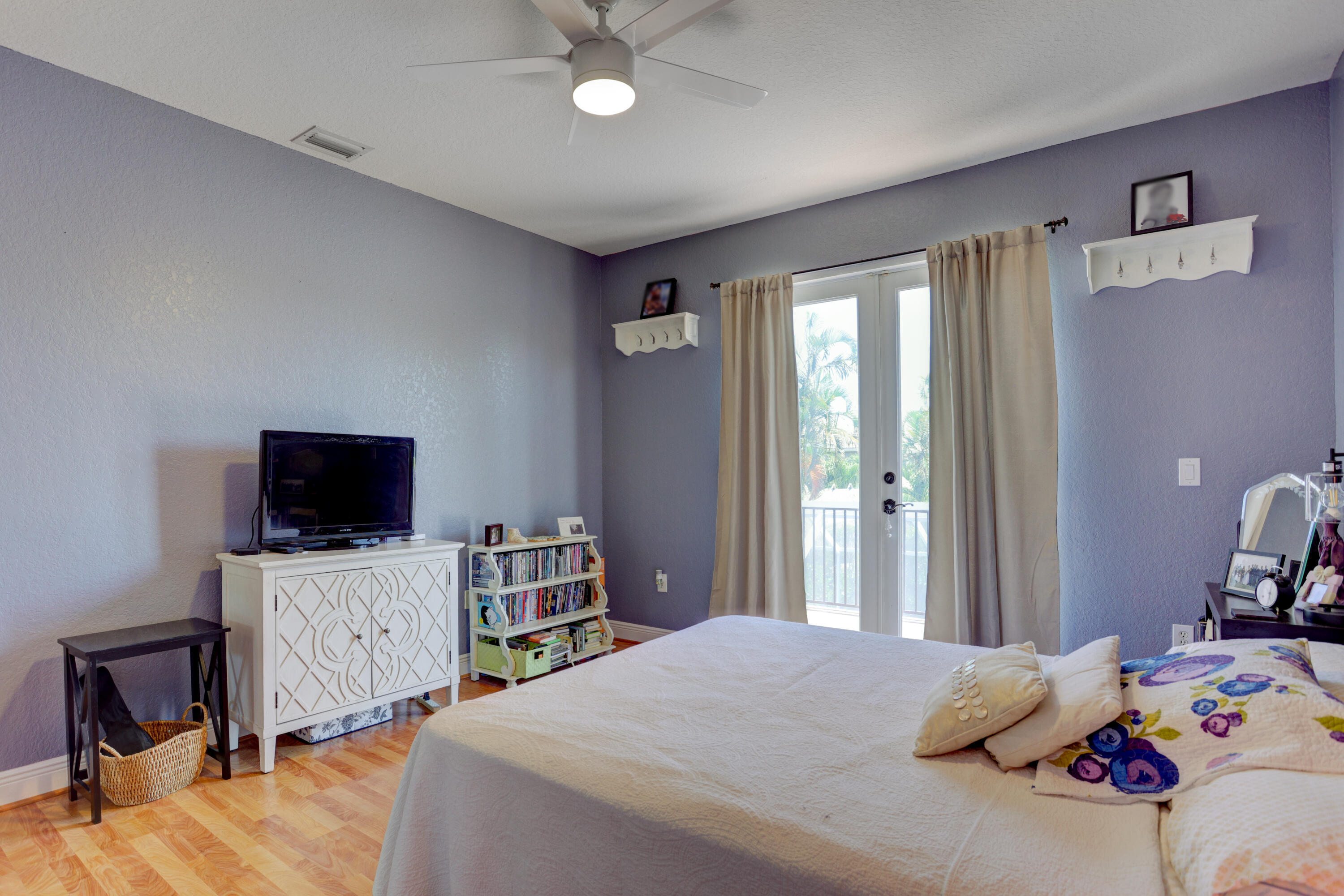 Saturnia - Residential