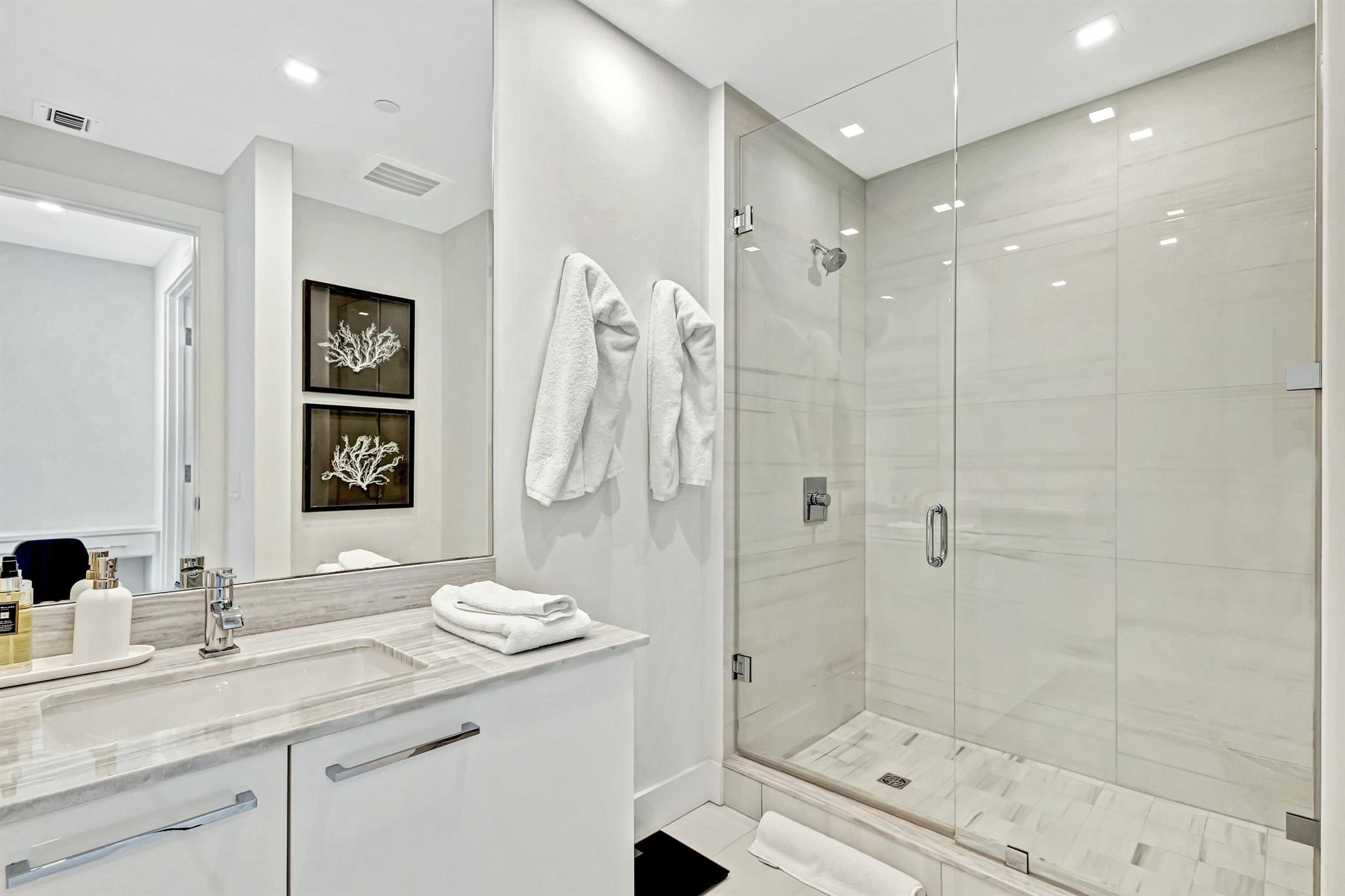 5000 NORTH OCEAN - Residential