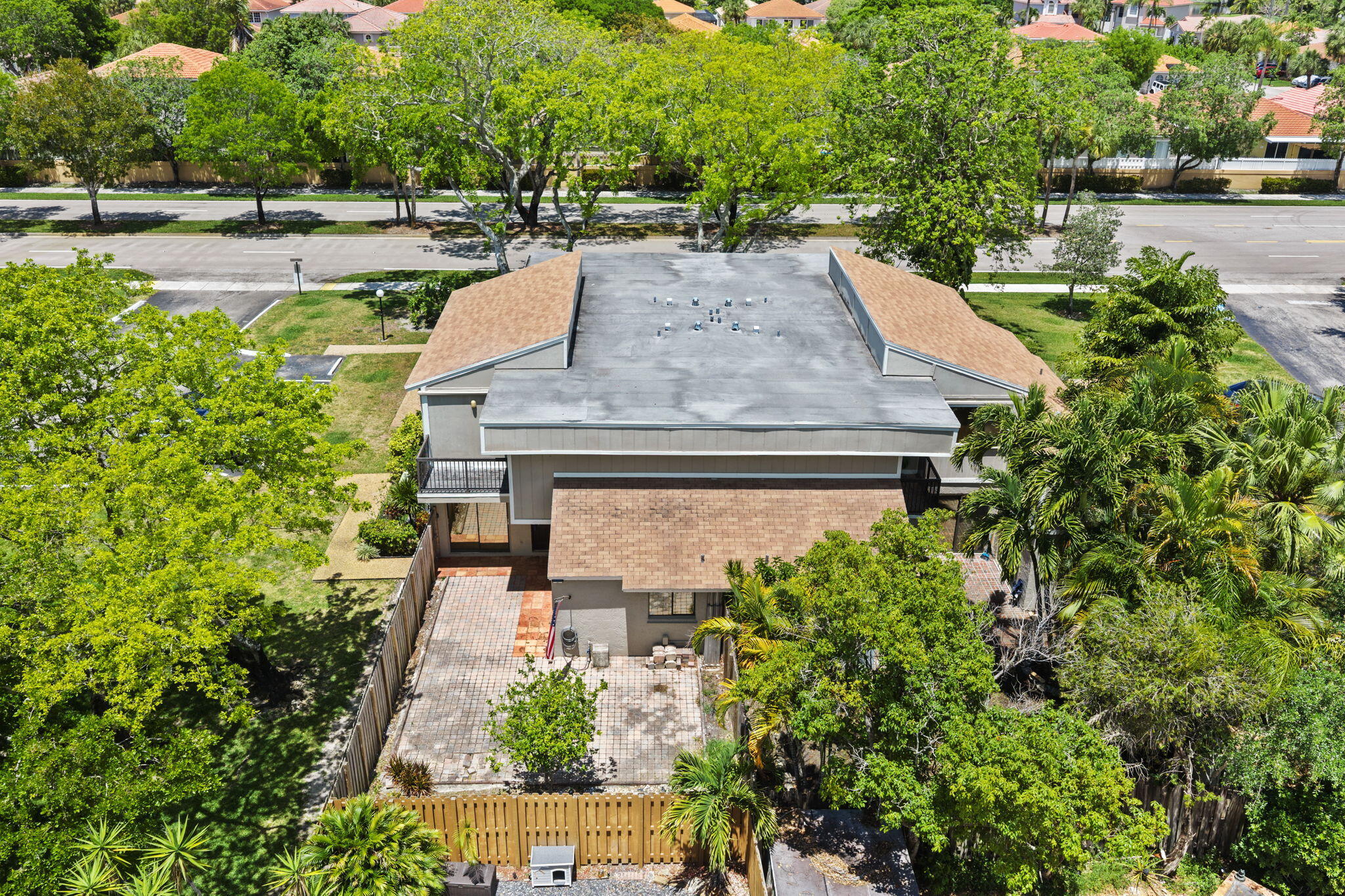 LAGO WEST CLUSTER HOMES PHASE II - Residential