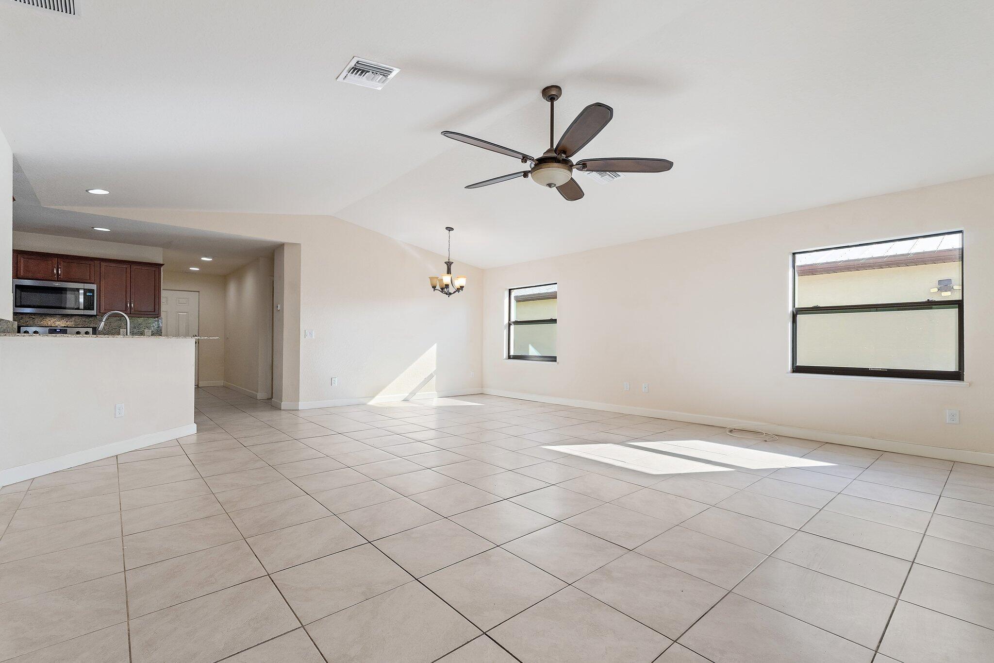 SPANISH LAKES ONE LEASEHOLD ESTATES - Residential