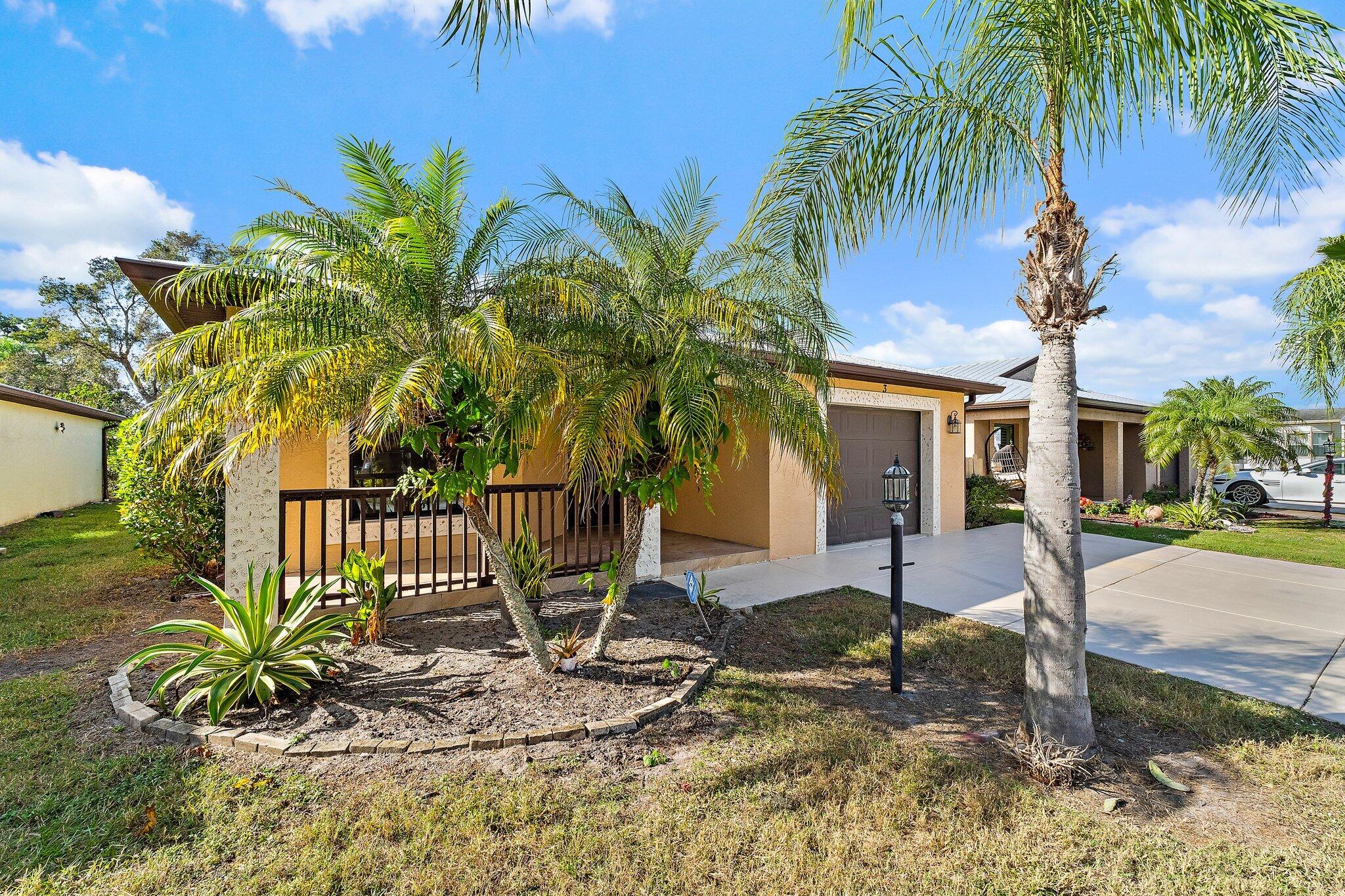 SPANISH LAKES ONE LEASEHOLD ESTATES - Residential