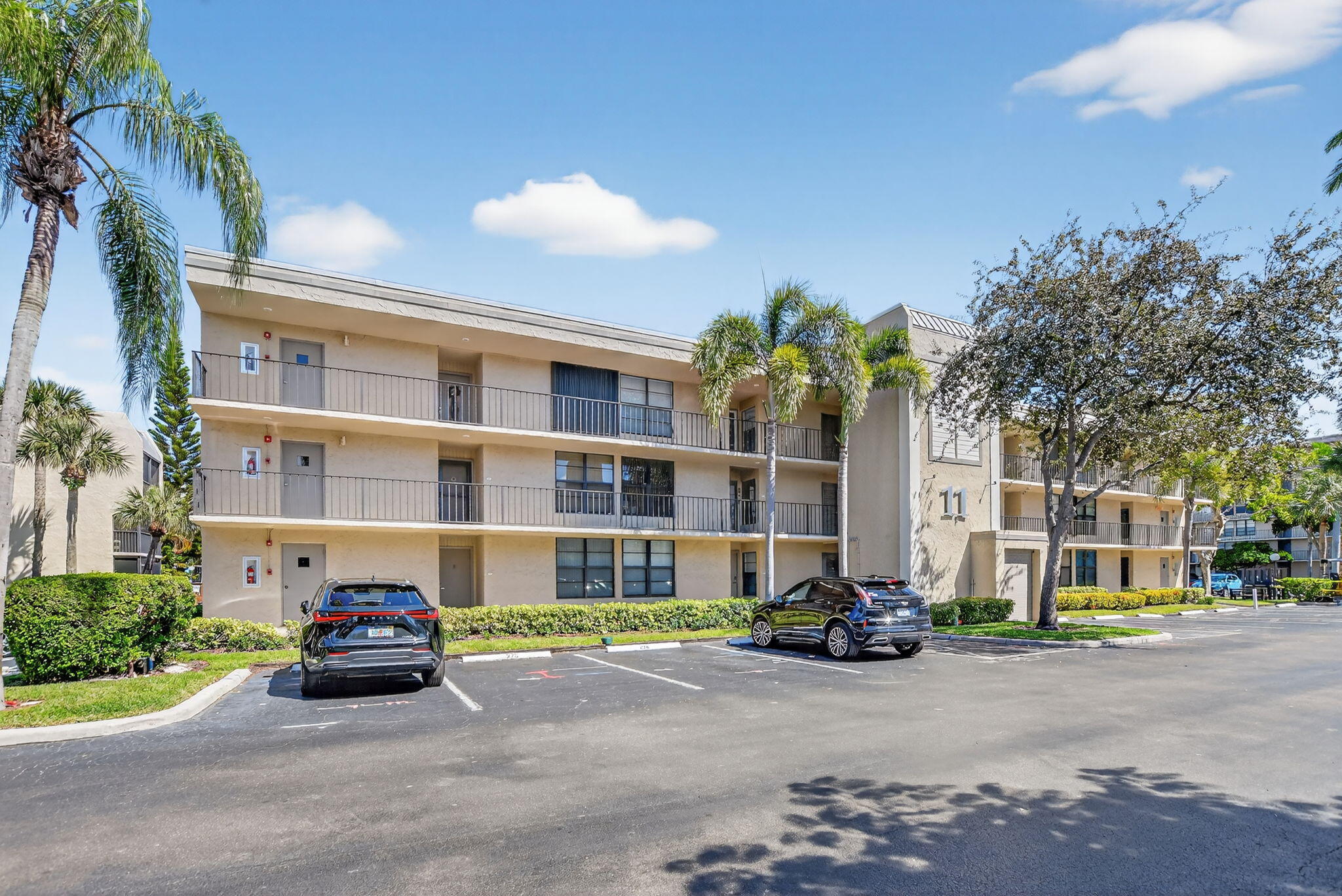 BOCA BAYOU CONDO - Residential Lease