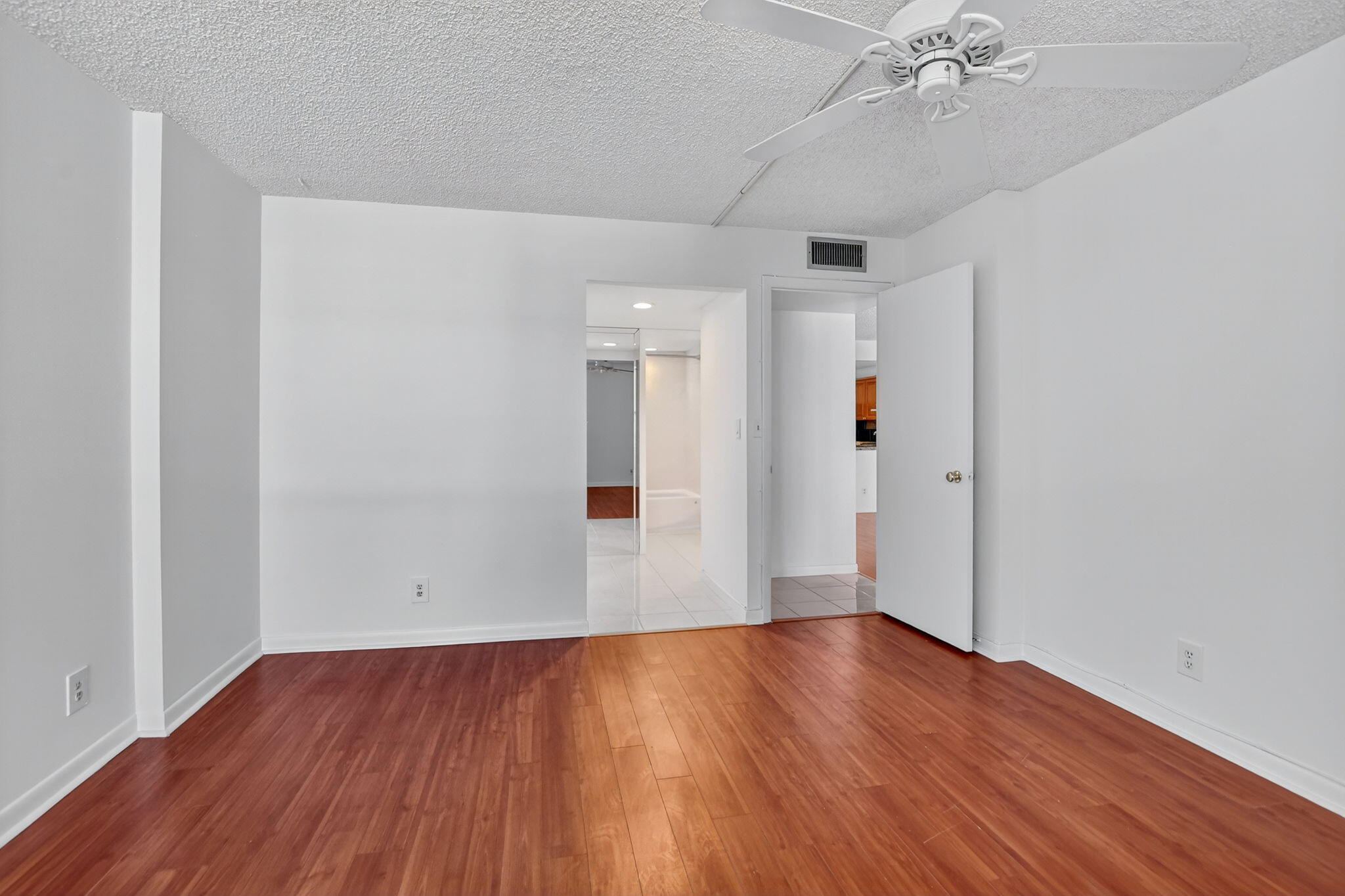 BOCA BAYOU CONDO - Residential Lease