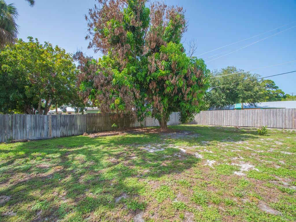 LEILANI HEIGHTS - Residential