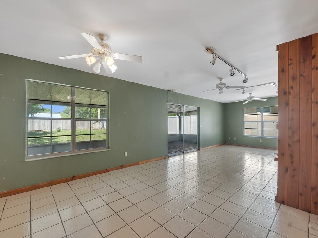 LEILANI HEIGHTS - Residential