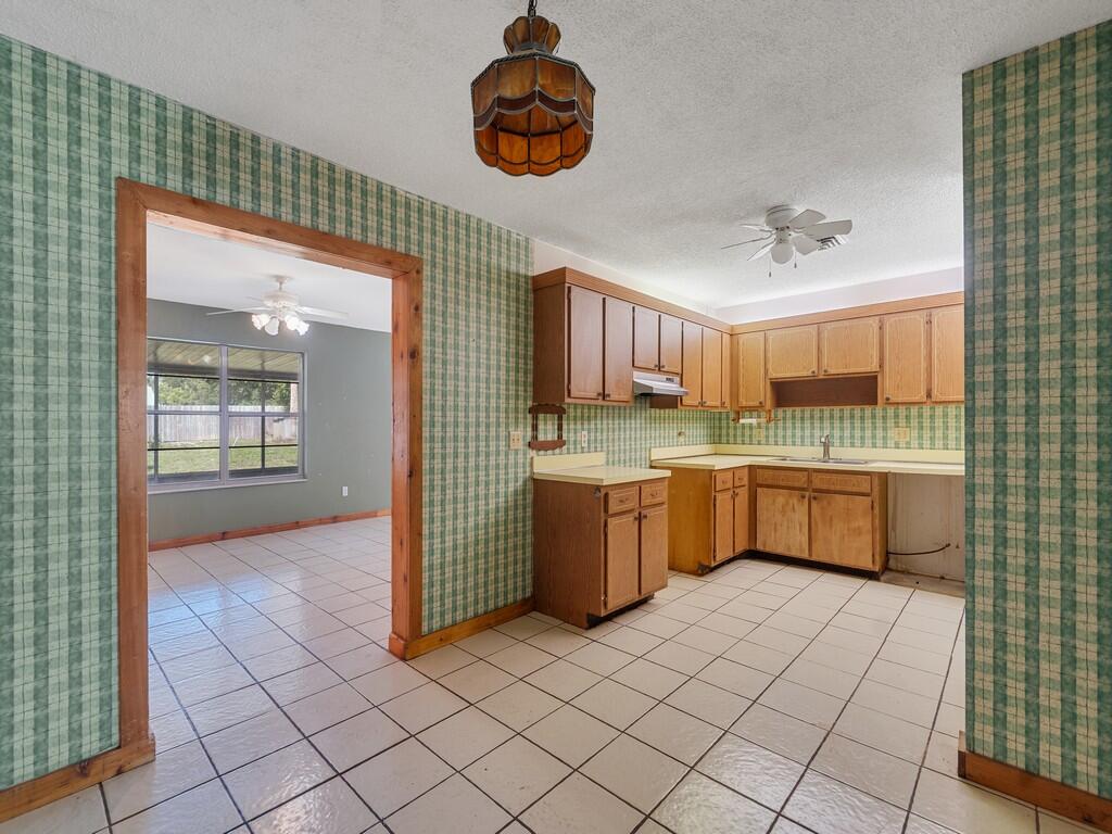LEILANI HEIGHTS - Residential