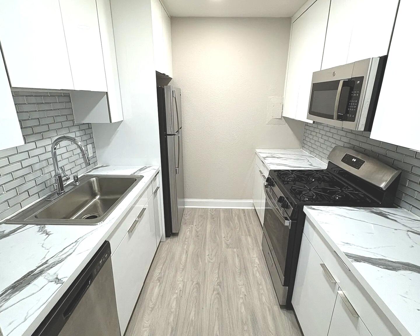 MAYA PALM CONDO APTS - Residential Lease