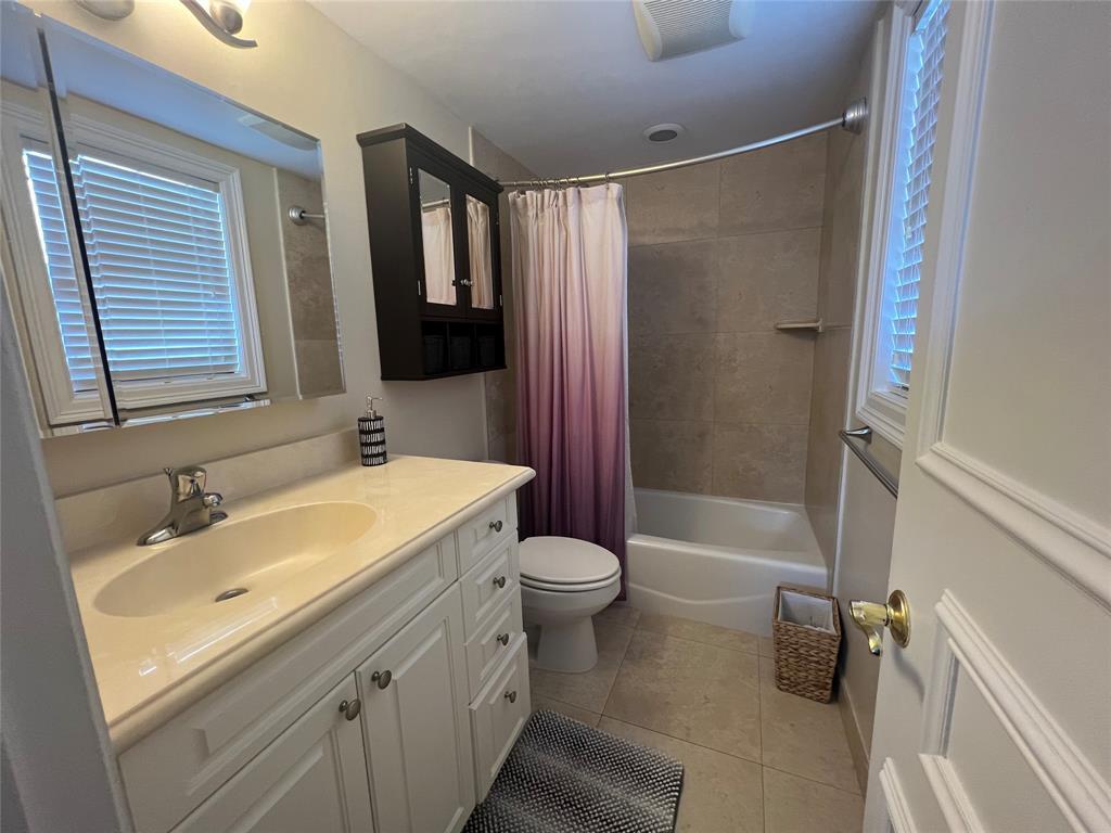 THE COVE - Residential Lease