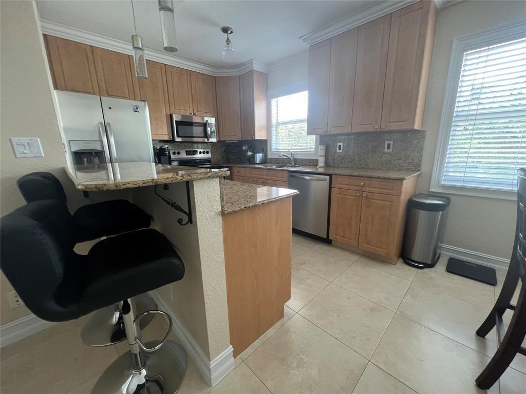 THE COVE - Residential Lease