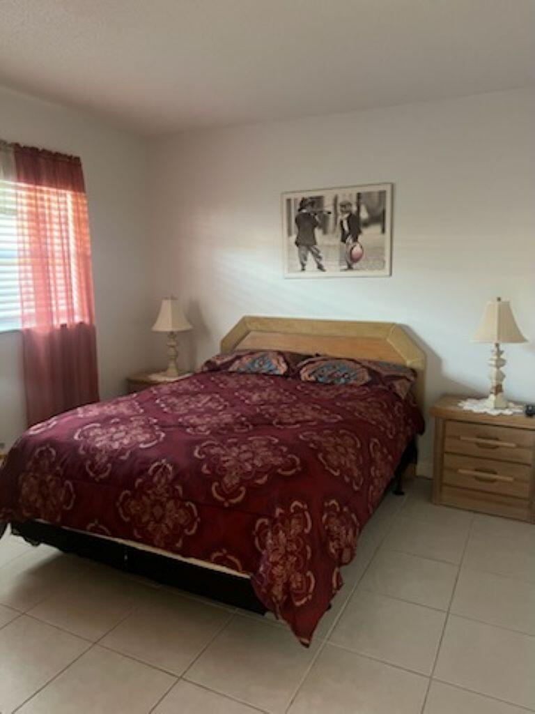 ORIOLE GOLF & TENNIS CLUB CONDO - Residential