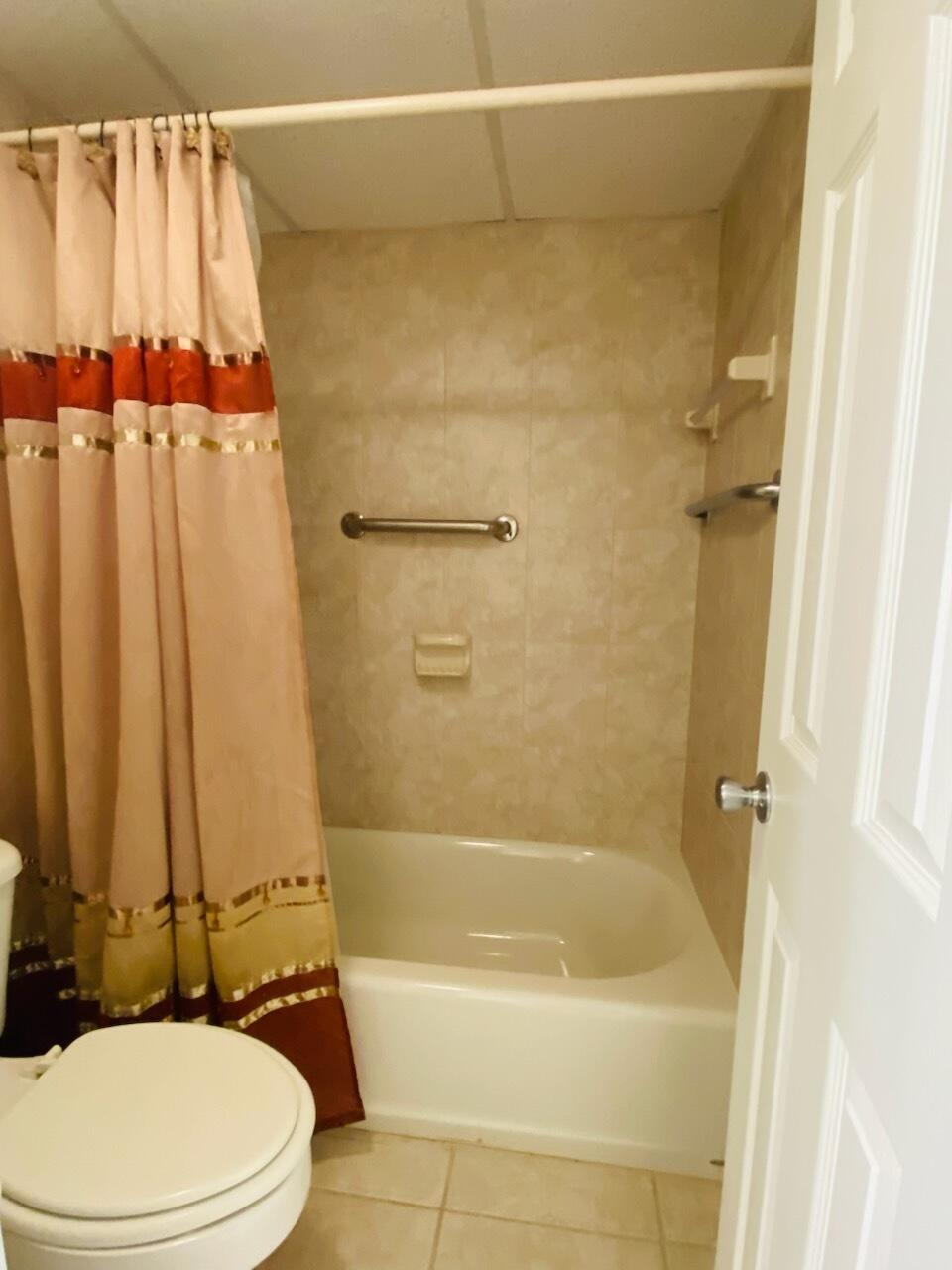 ORIOLE GOLF & TENNIS CLUB CONDO - Residential
