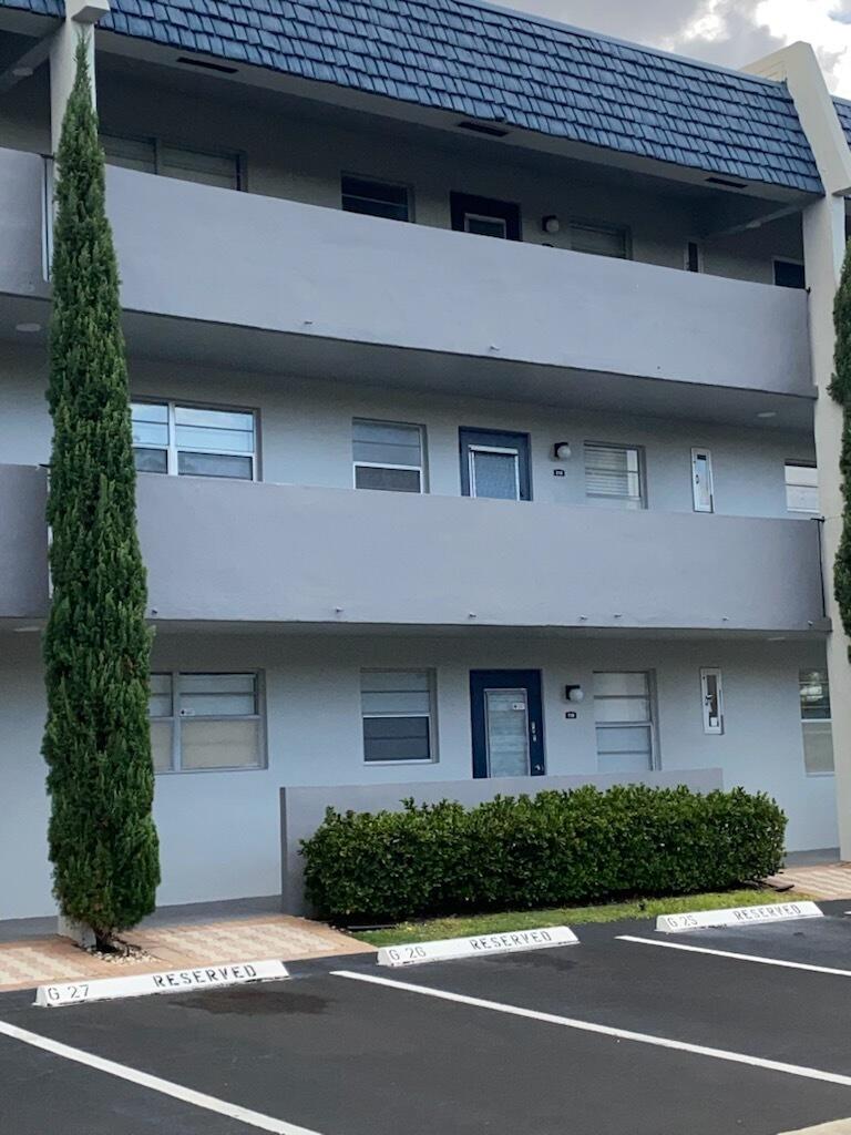 ORIOLE GOLF & TENNIS CLUB CONDO - Residential