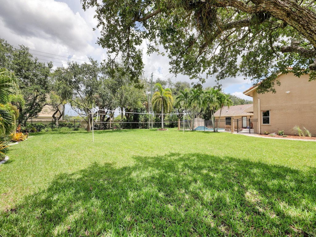Springs Pointe 139-24 B - Residential