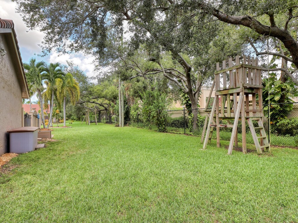 Springs Pointe 139-24 B - Residential