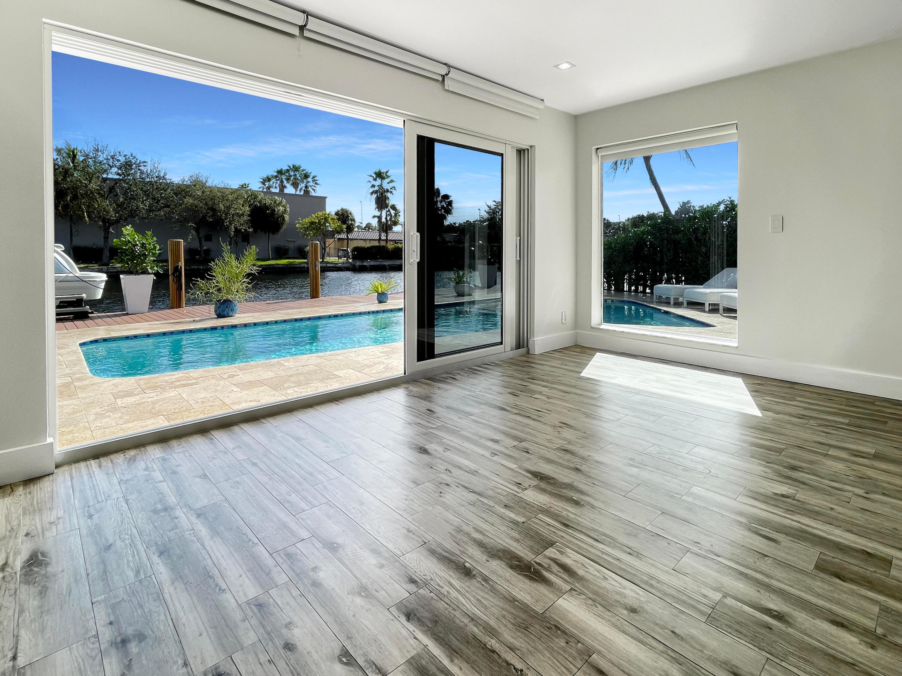 CORAL POINT - Residential