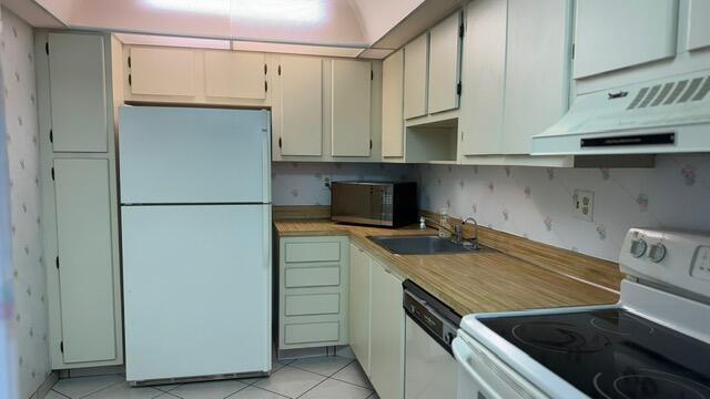 CONCORD VILLAGE CONDOMINIUM VIII - Residential