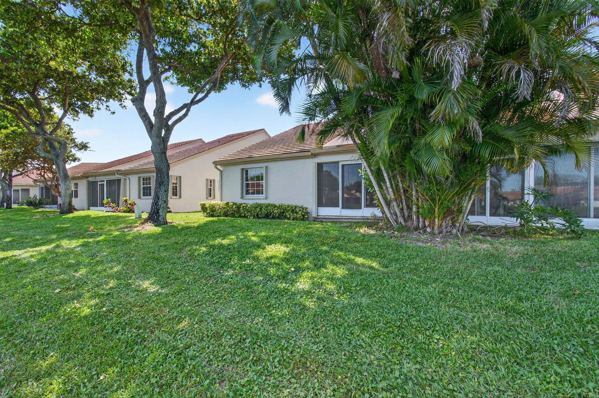 EMERALD POINTE 2 - Residential