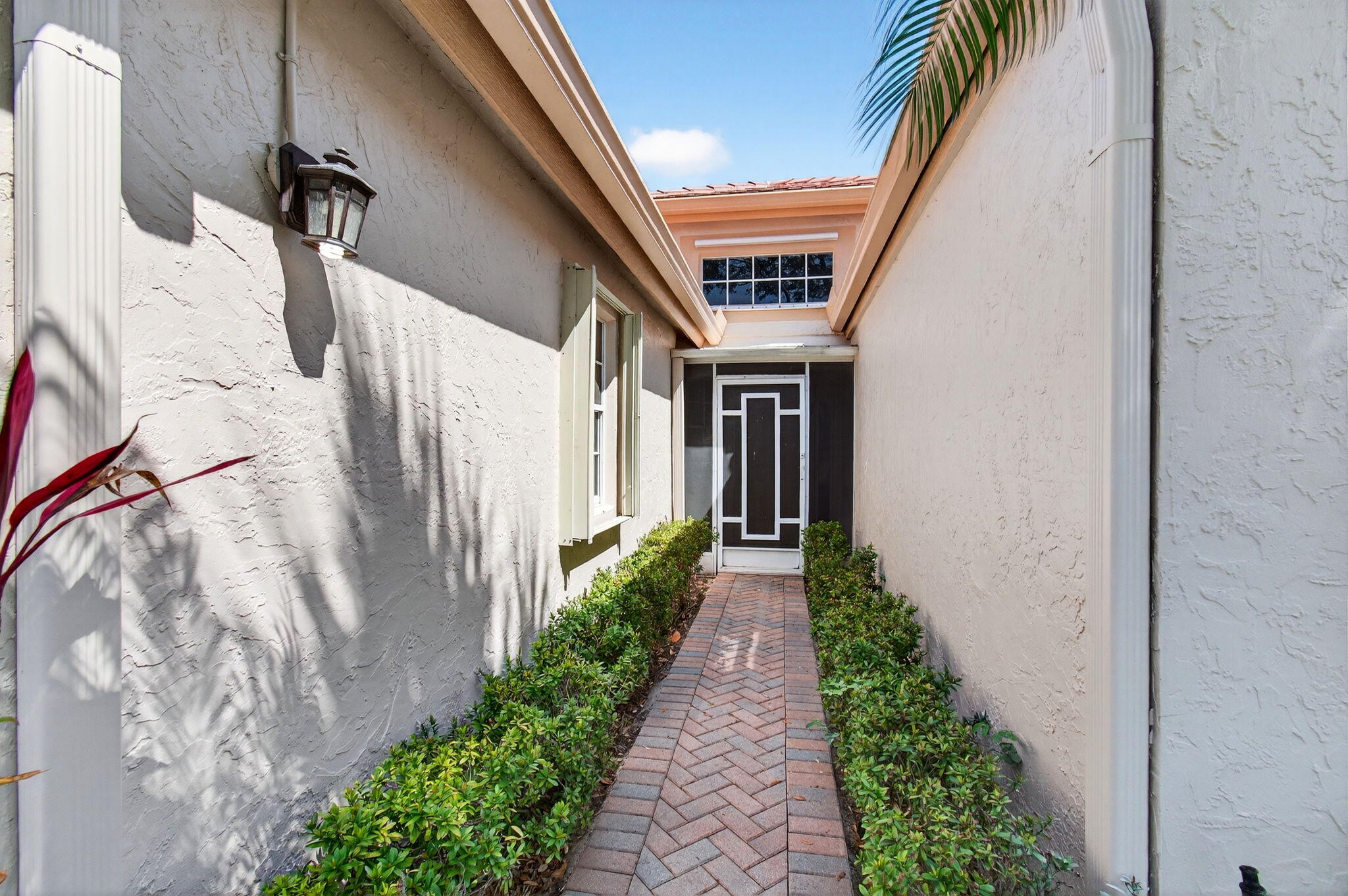 EMERALD POINTE 2 - Residential
