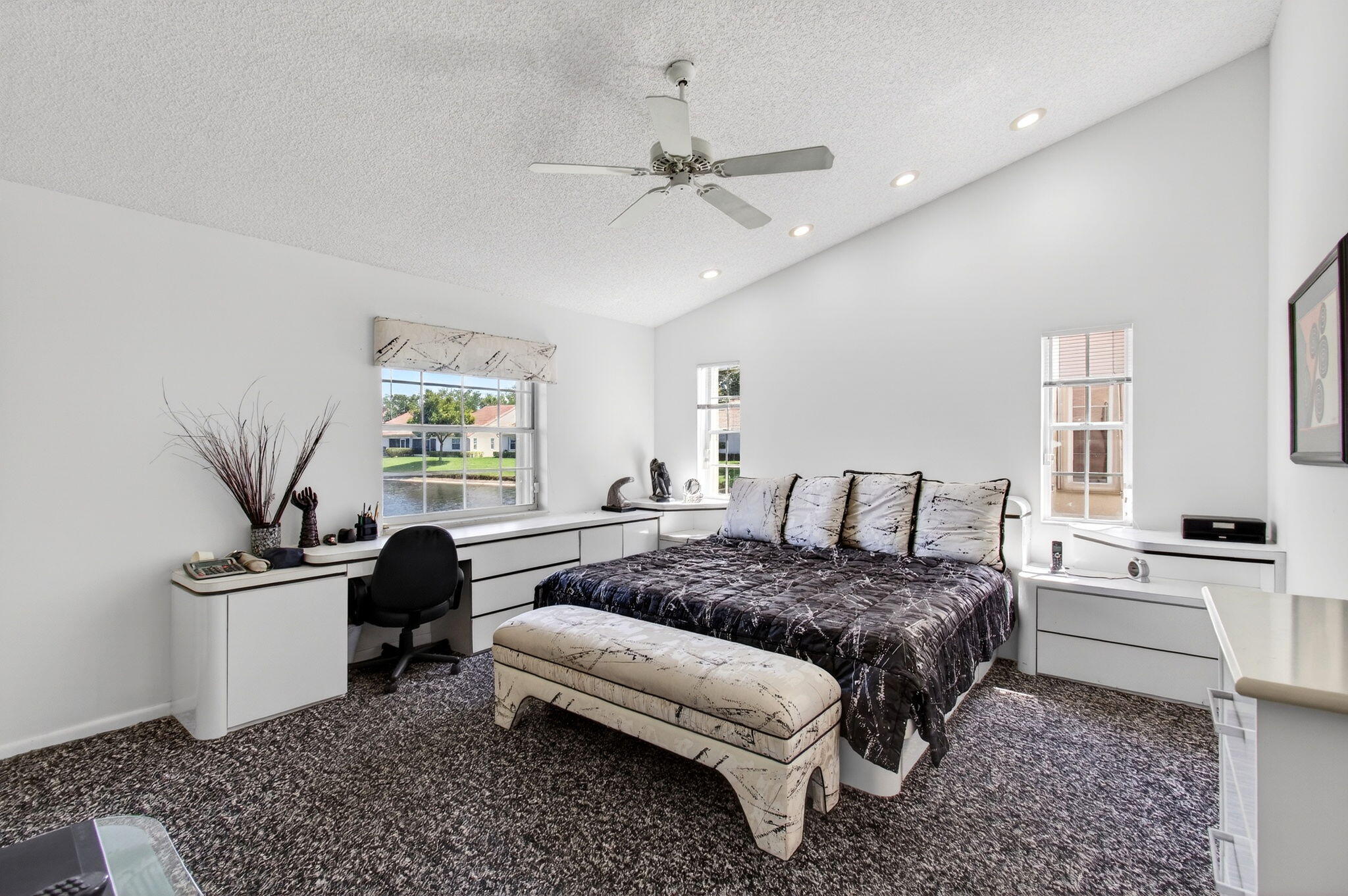 EMERALD POINTE 2 - Residential