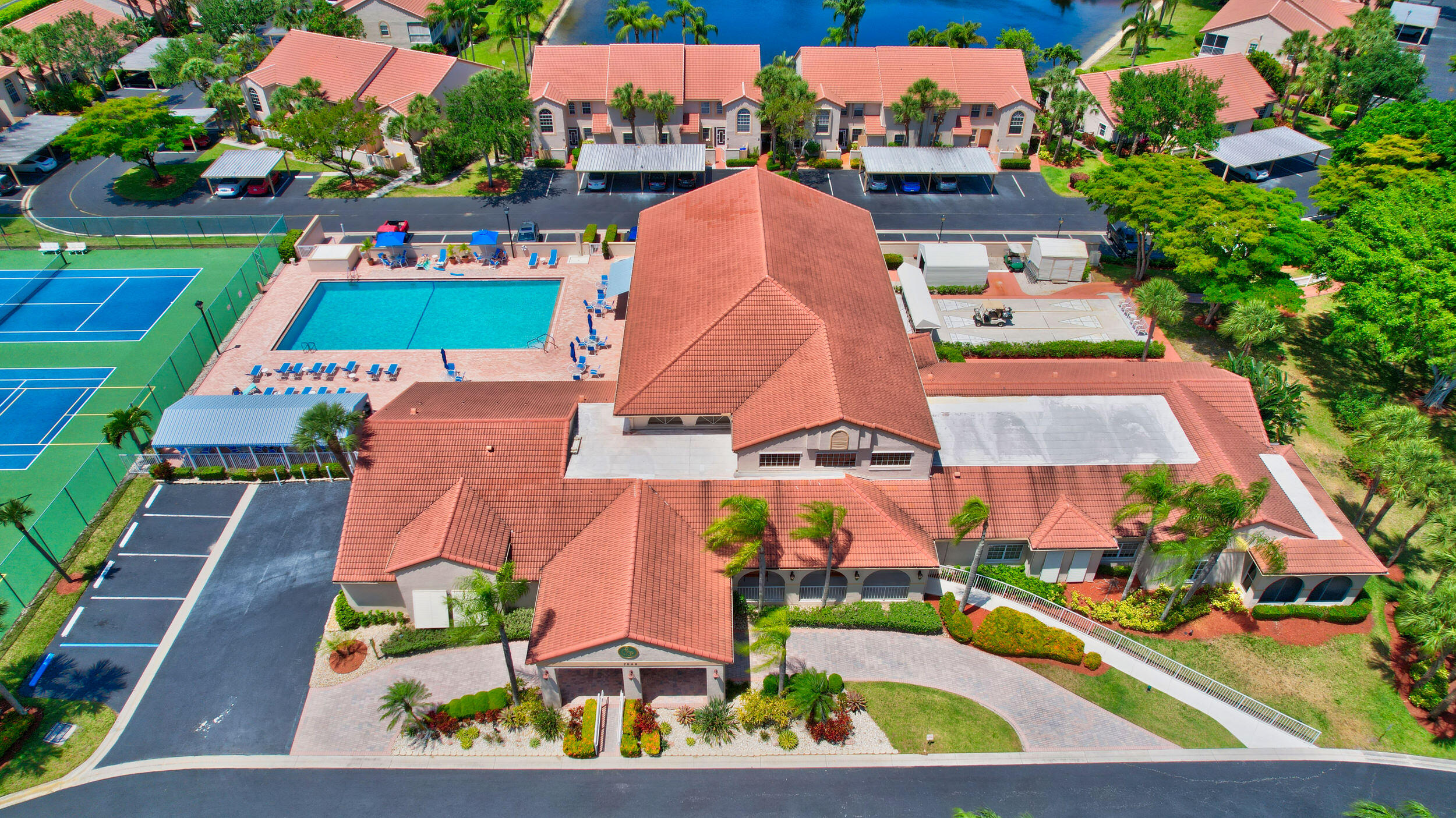 EMERALD POINTE 2 - Residential