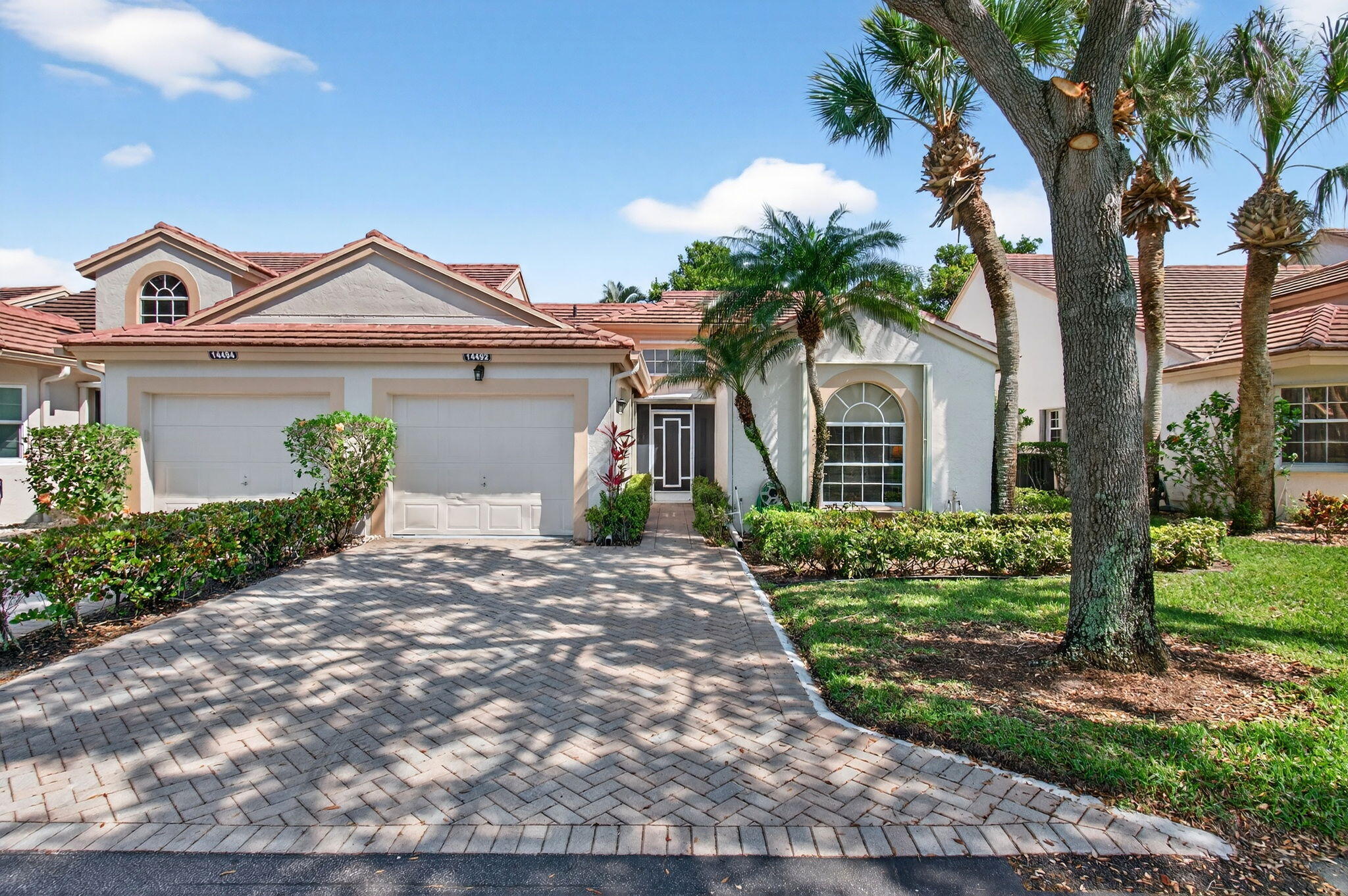EMERALD POINTE 2 - Residential