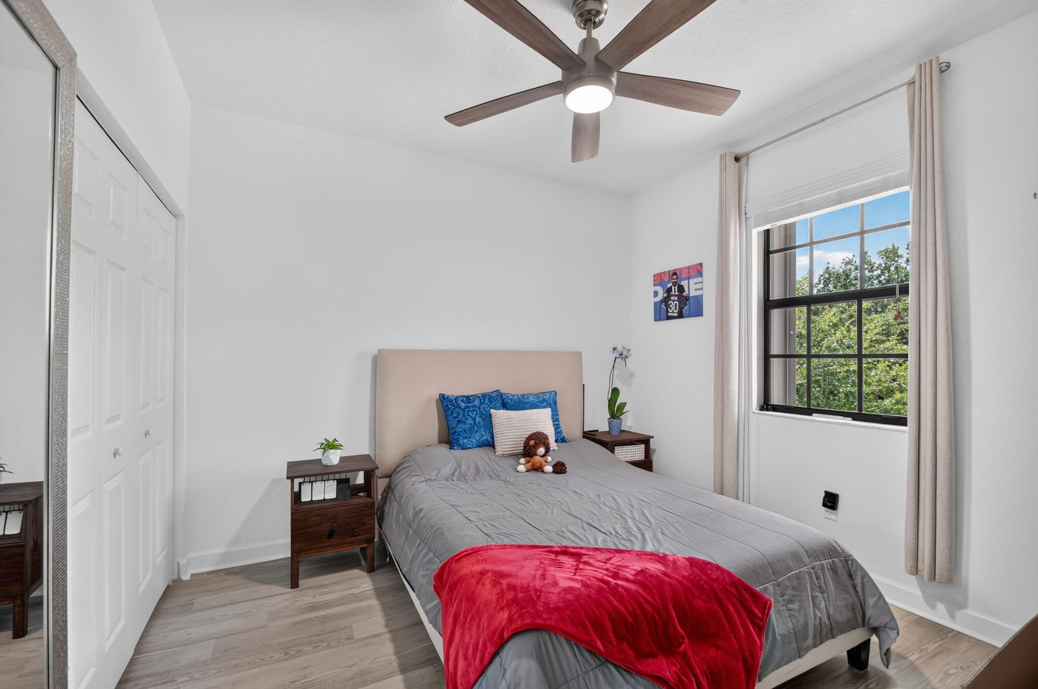WELLINGTON PARC - Residential Lease