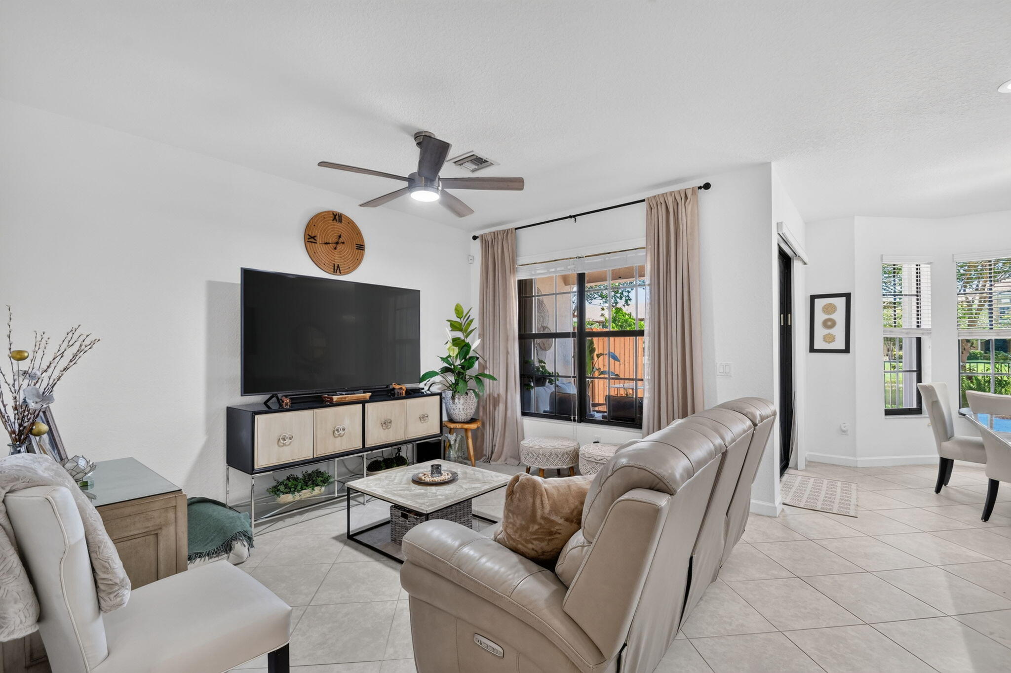 WELLINGTON PARC - Residential Lease