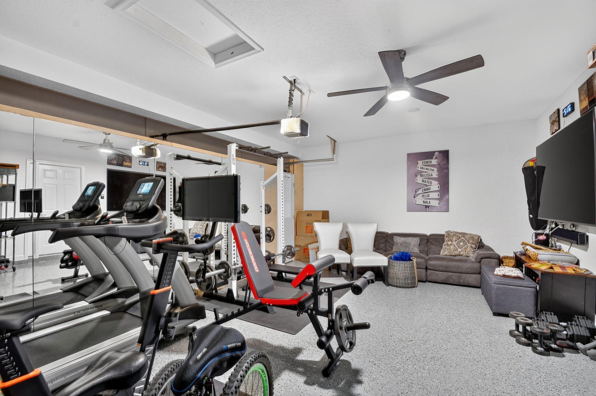 WELLINGTON PARC - Residential Lease