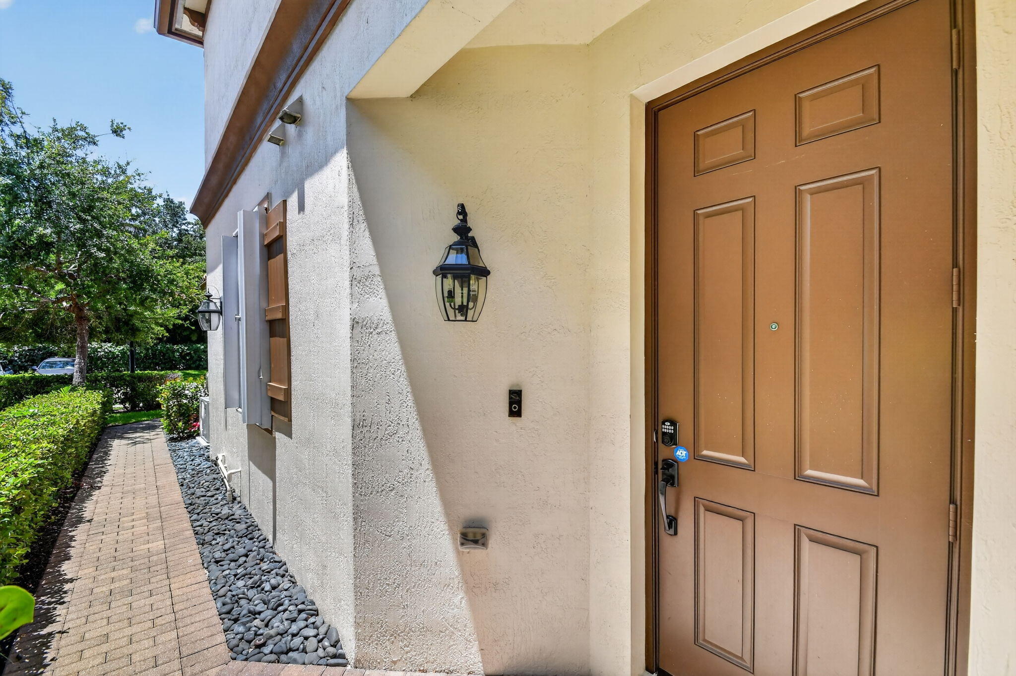 WELLINGTON PARC - Residential Lease