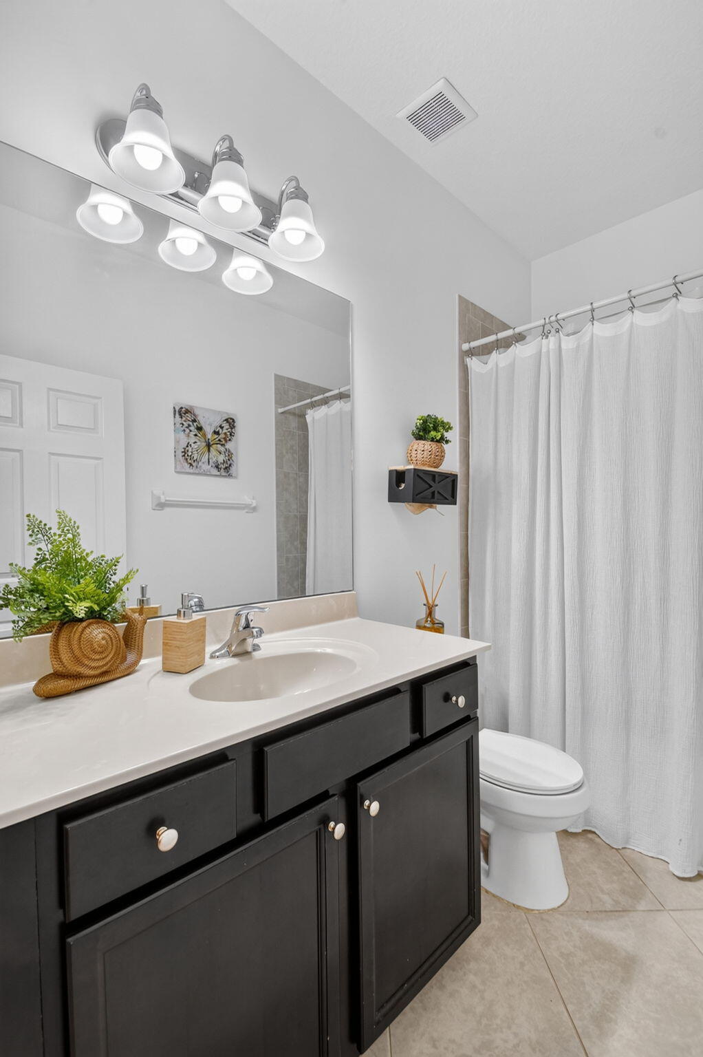 WELLINGTON PARC - Residential Lease