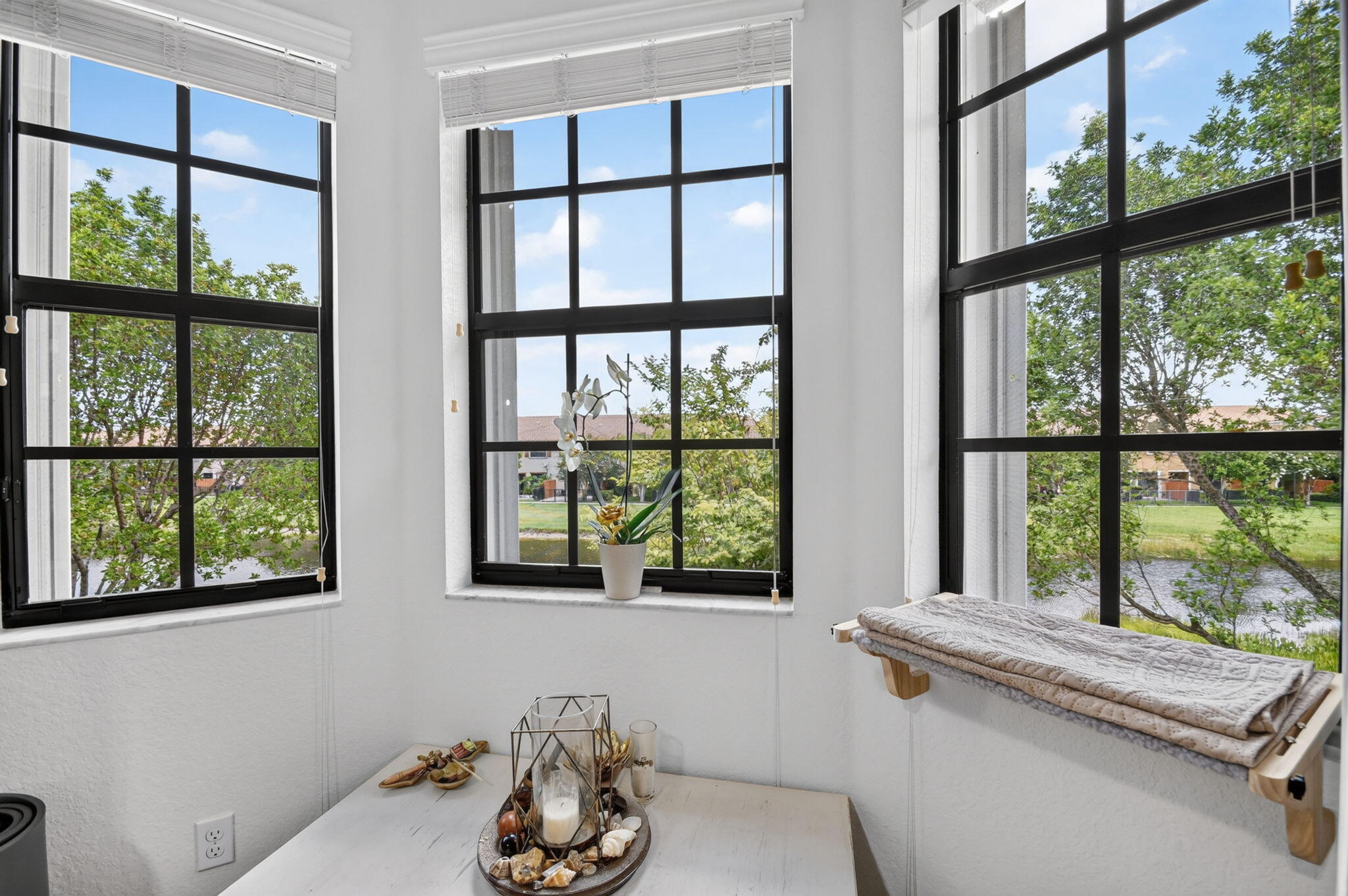 WELLINGTON PARC - Residential Lease