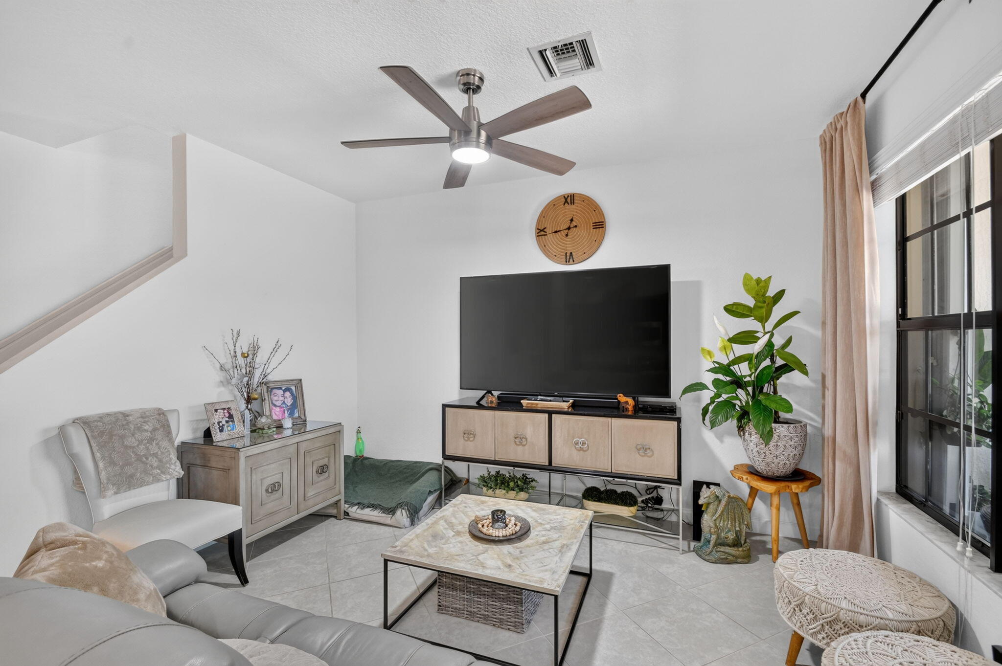 WELLINGTON PARC - Residential Lease