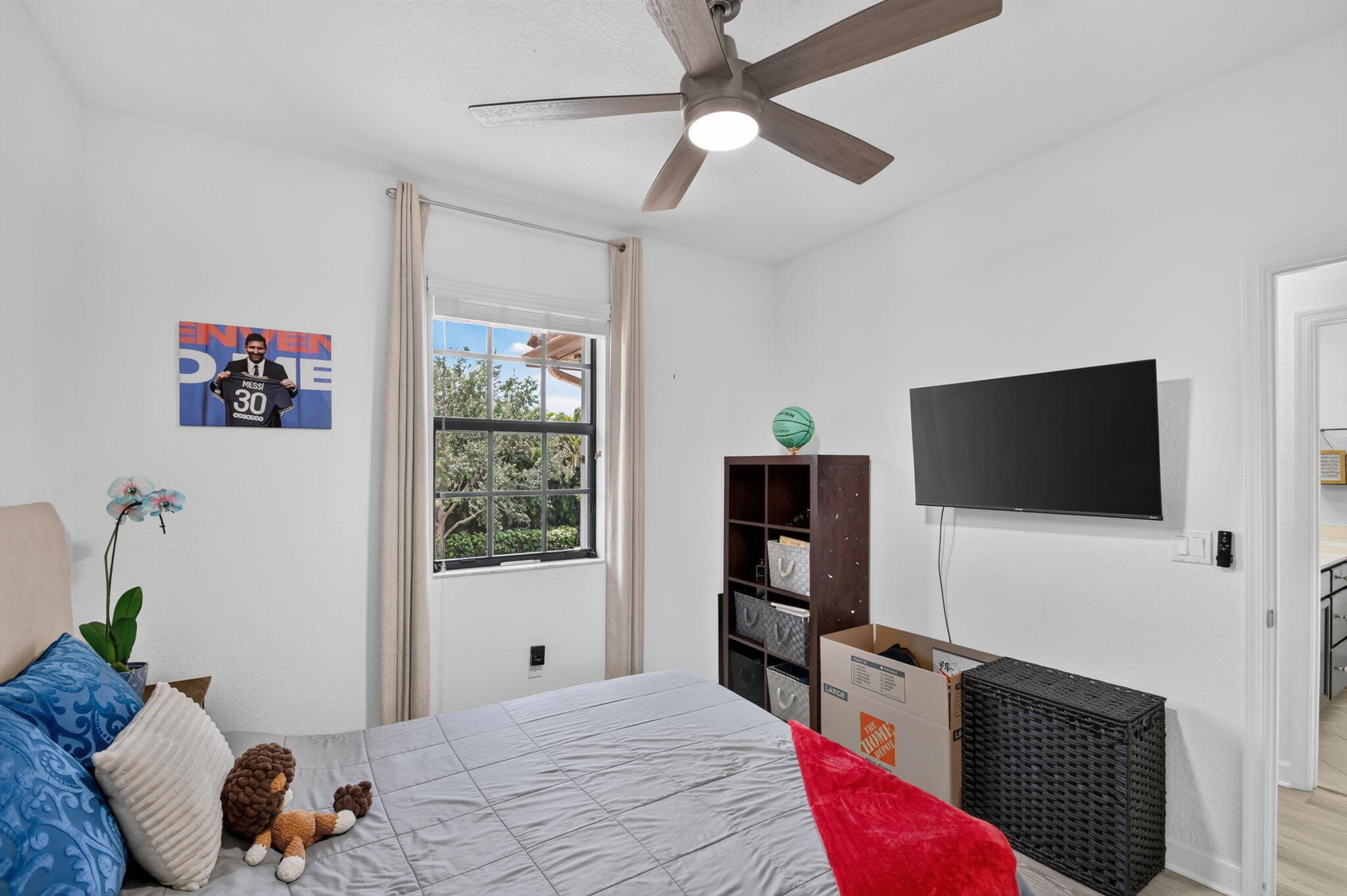 WELLINGTON PARC - Residential Lease