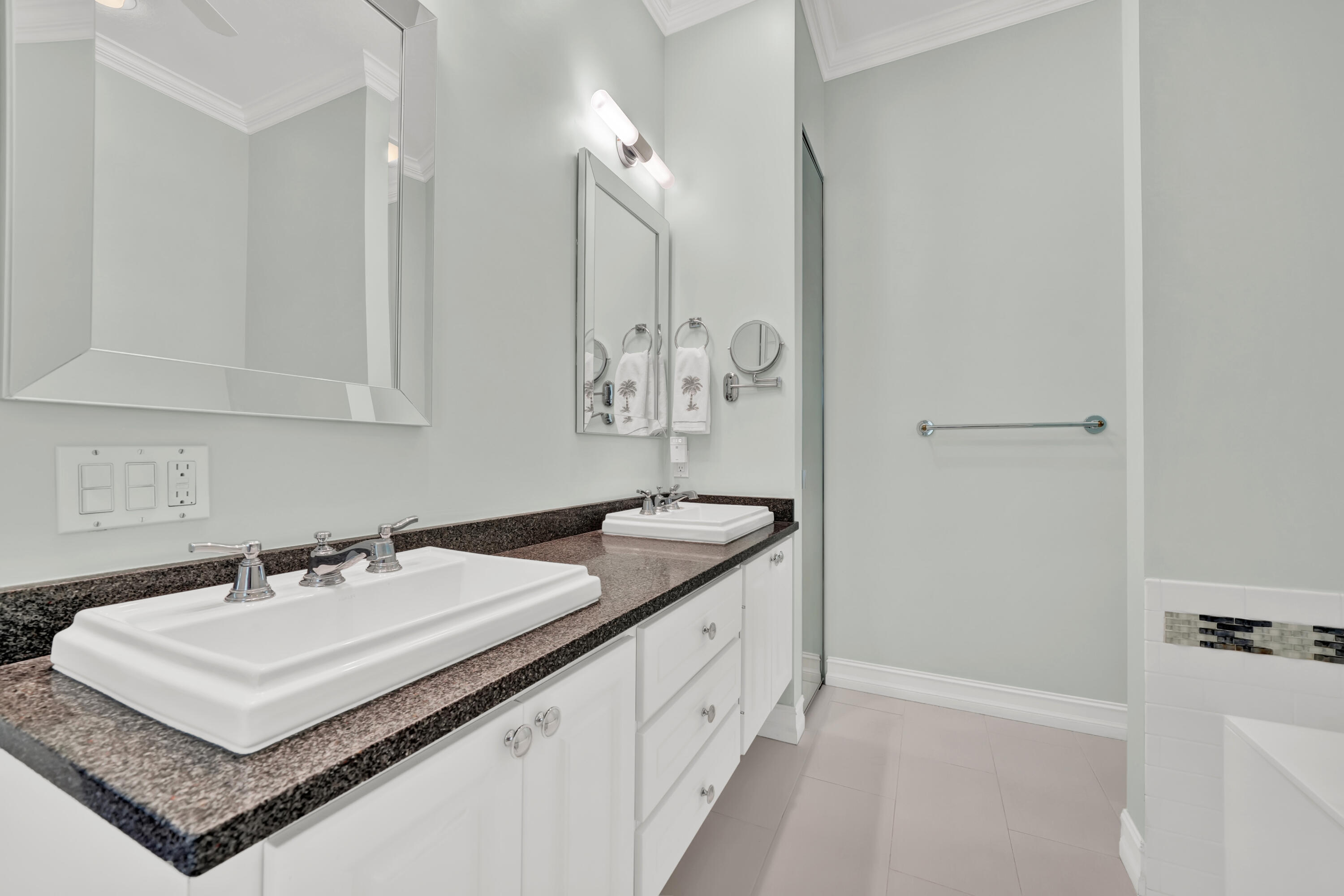 NEWHAVEN - Residential