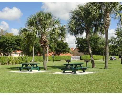 Coral Key - Residential