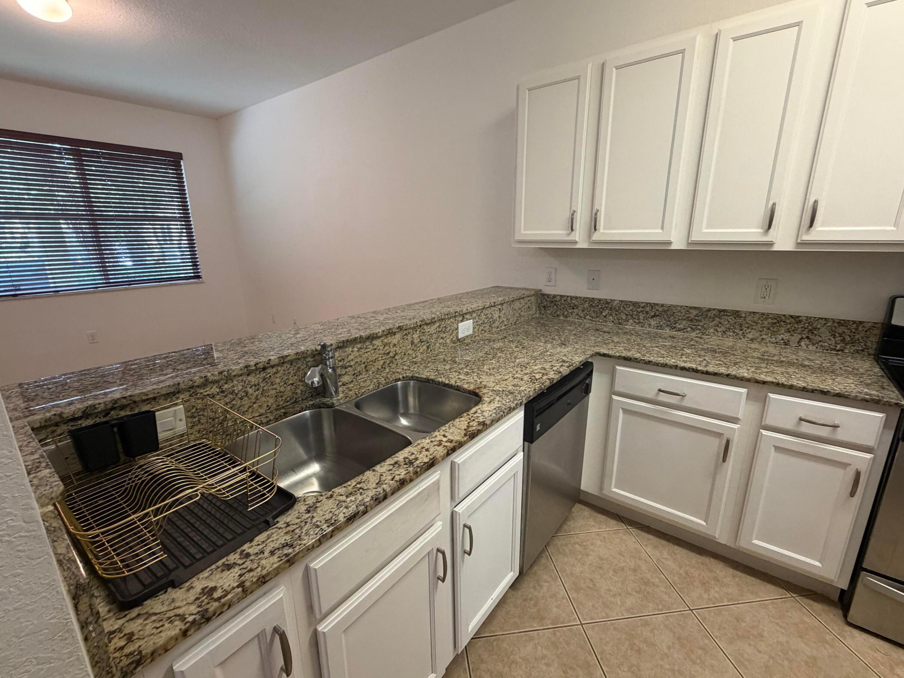 VILLAGE WALK - Residential