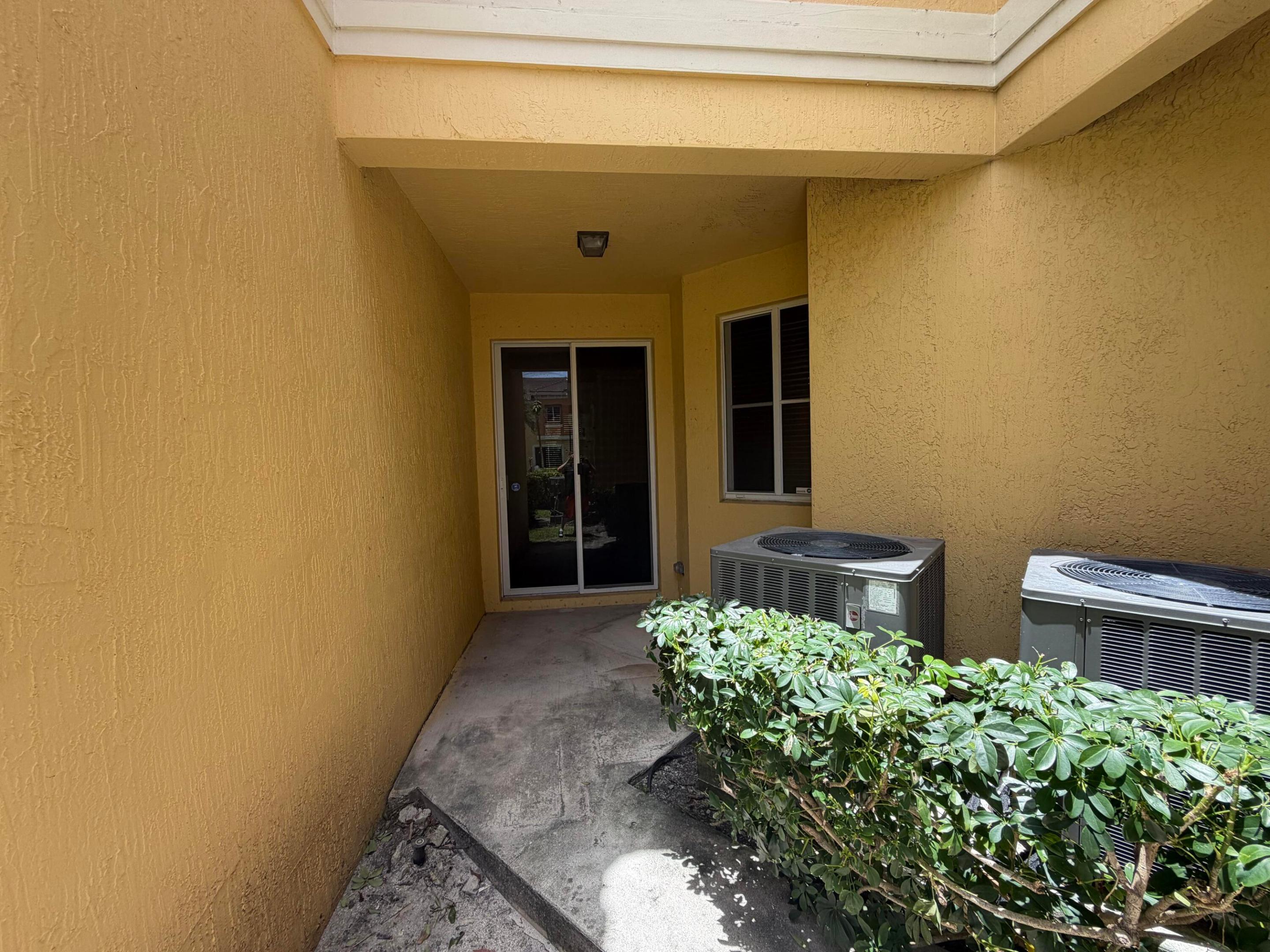 VILLAGE WALK - Residential