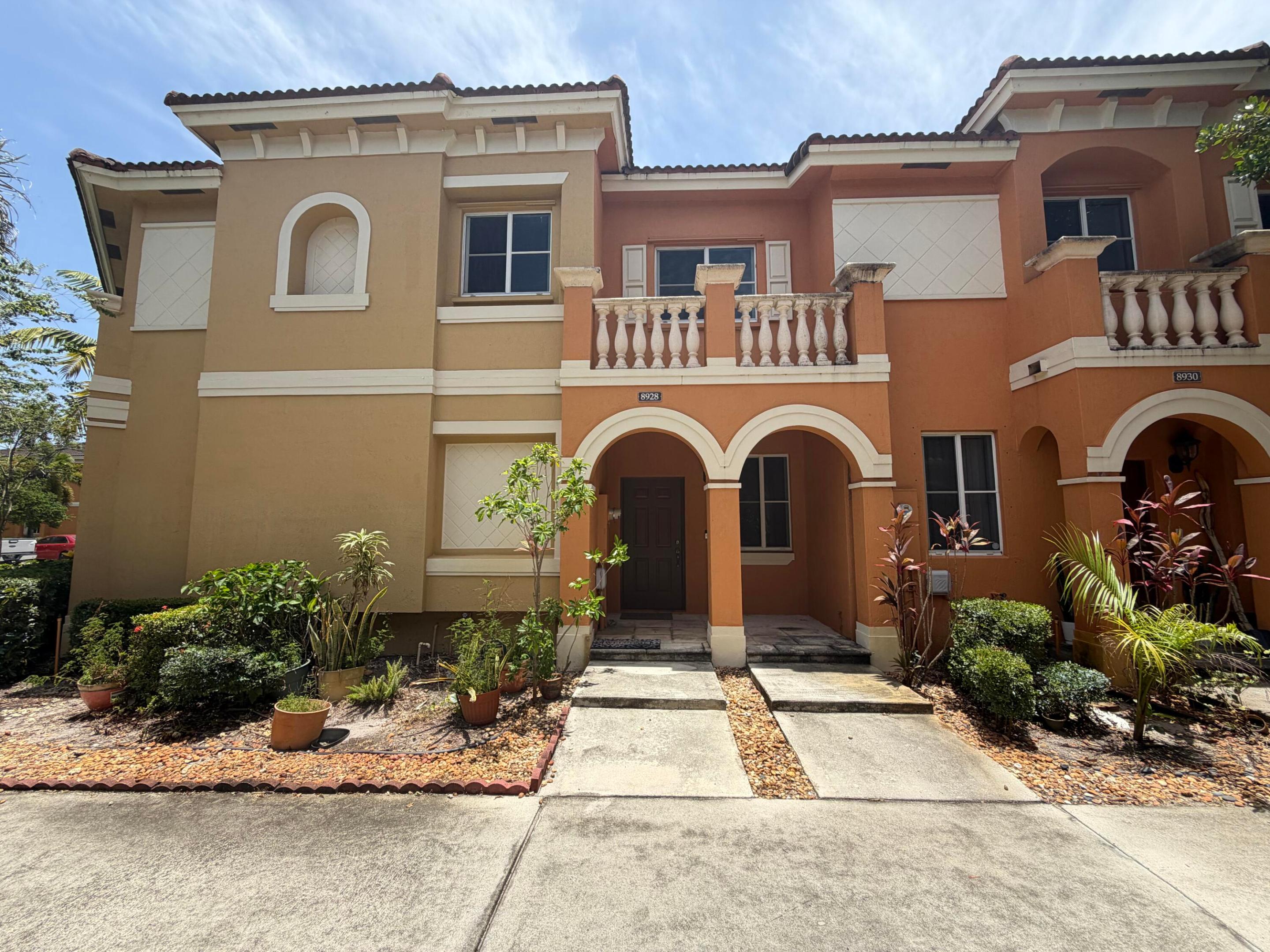 VILLAGE WALK - Residential