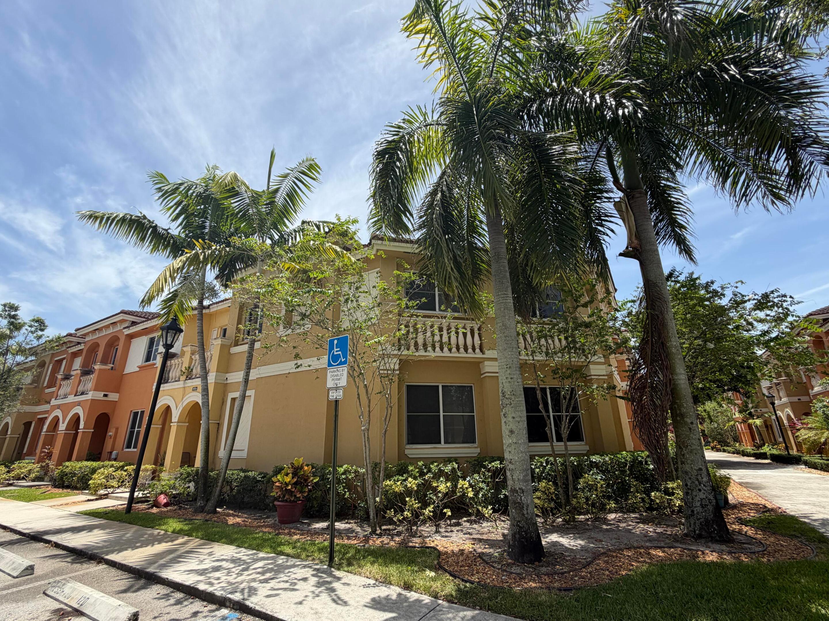 VILLAGE WALK - Residential