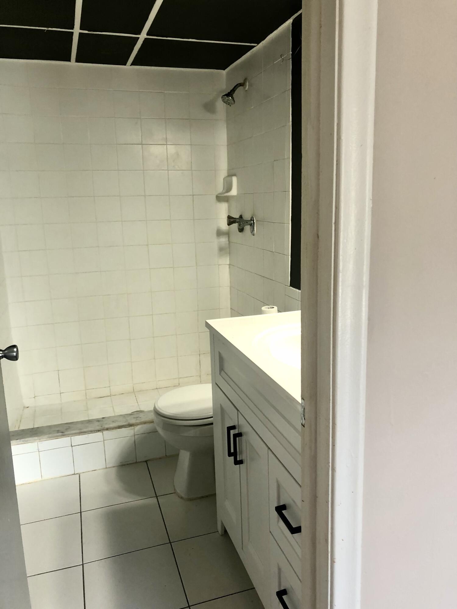 PALM VILLAGE CLUB CONDO - Residential