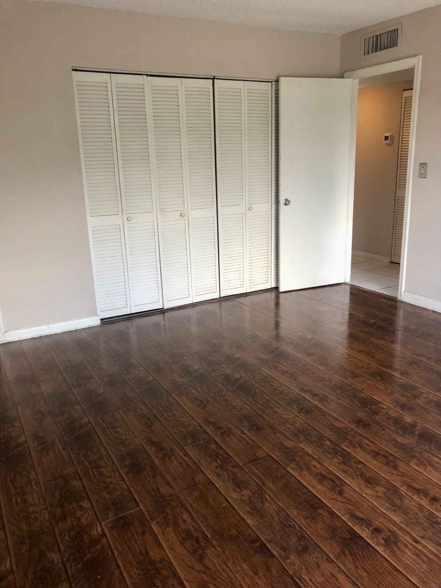 PALM VILLAGE CLUB CONDO - Residential