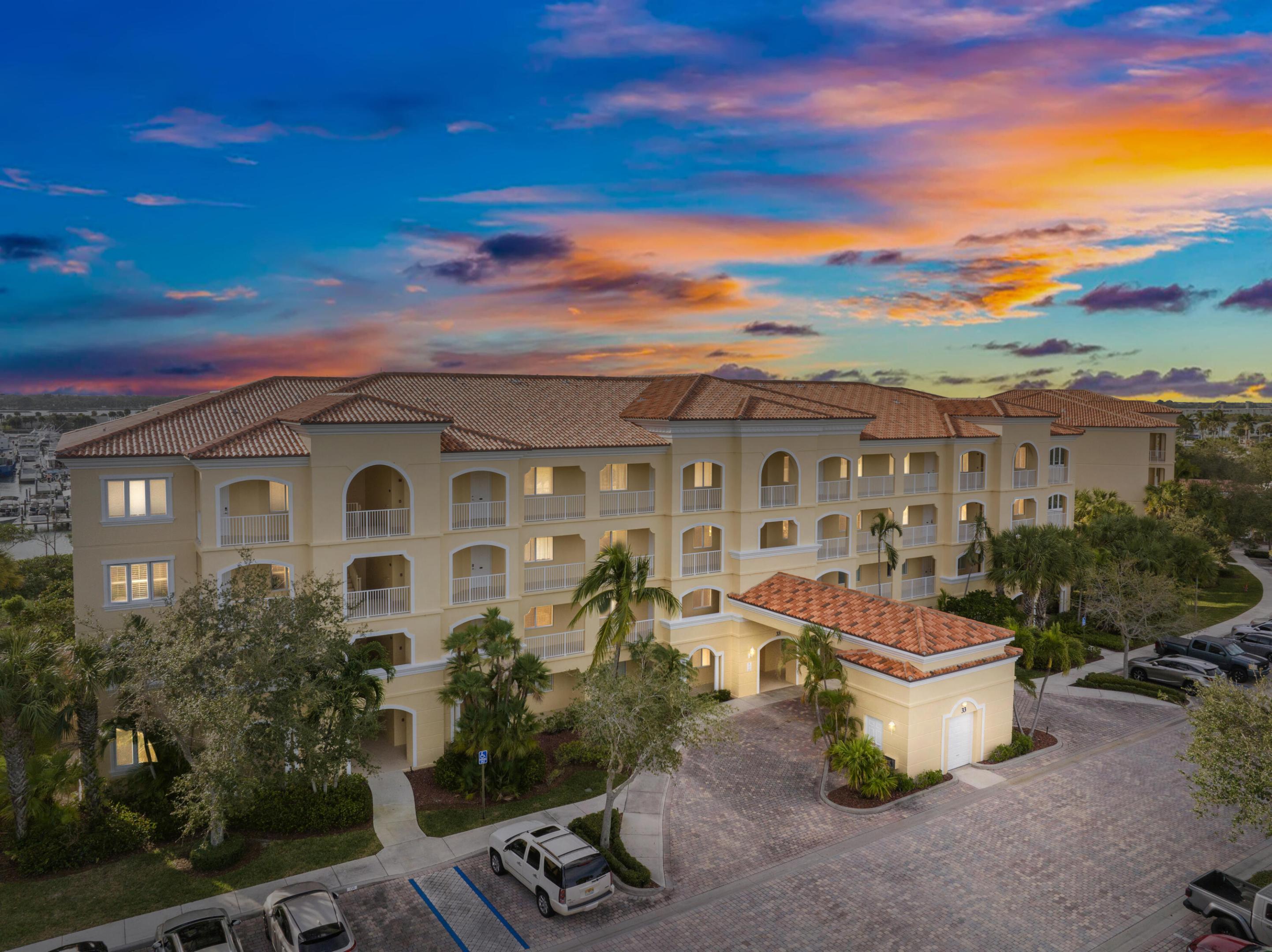 HARBOURISLE AT HUTCHINSON ISLAND WEST - Residential Lease
