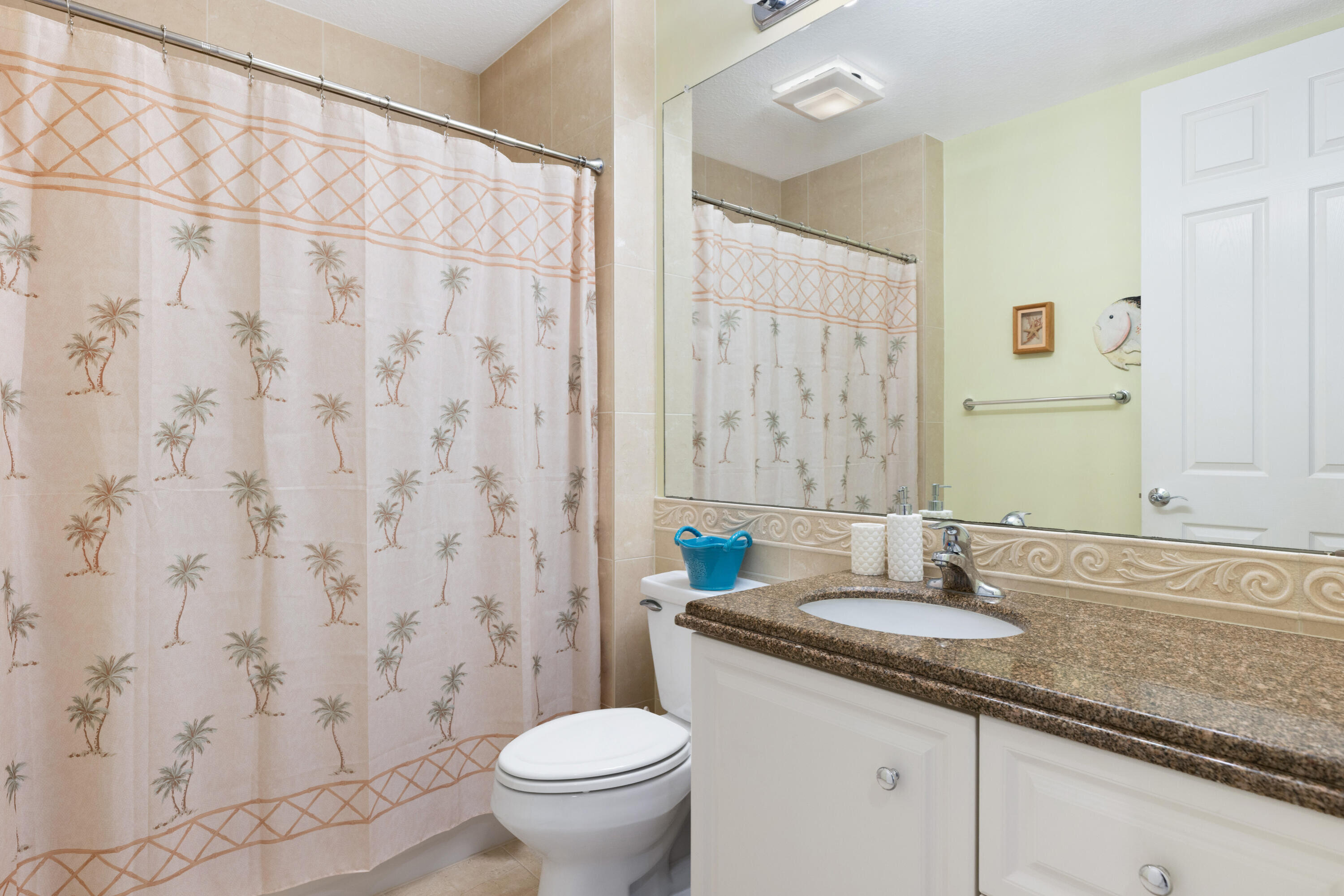 HARBOURISLE AT HUTCHINSON ISLAND WEST - Residential Lease