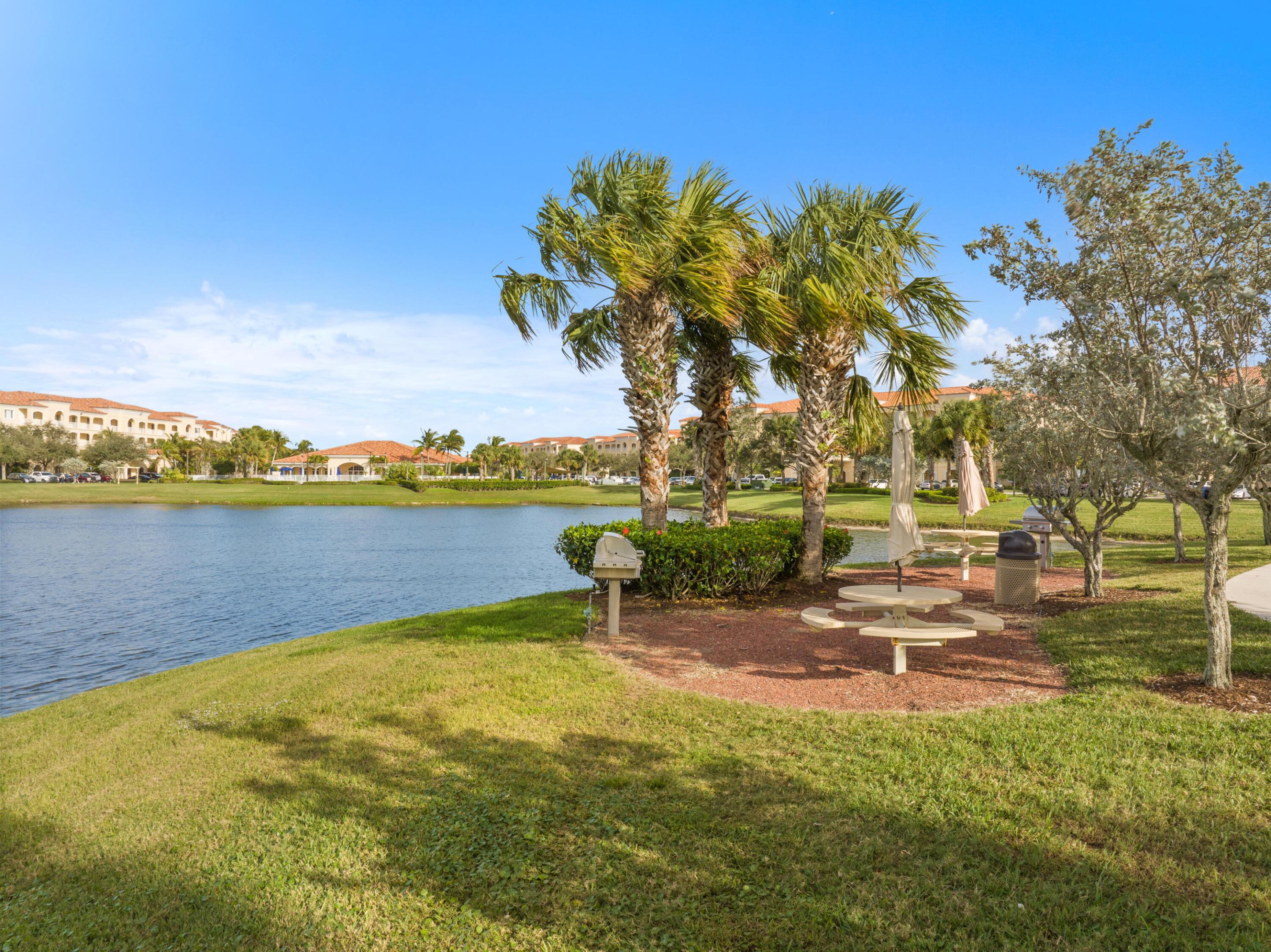 HARBOURISLE AT HUTCHINSON ISLAND WEST - Residential Lease