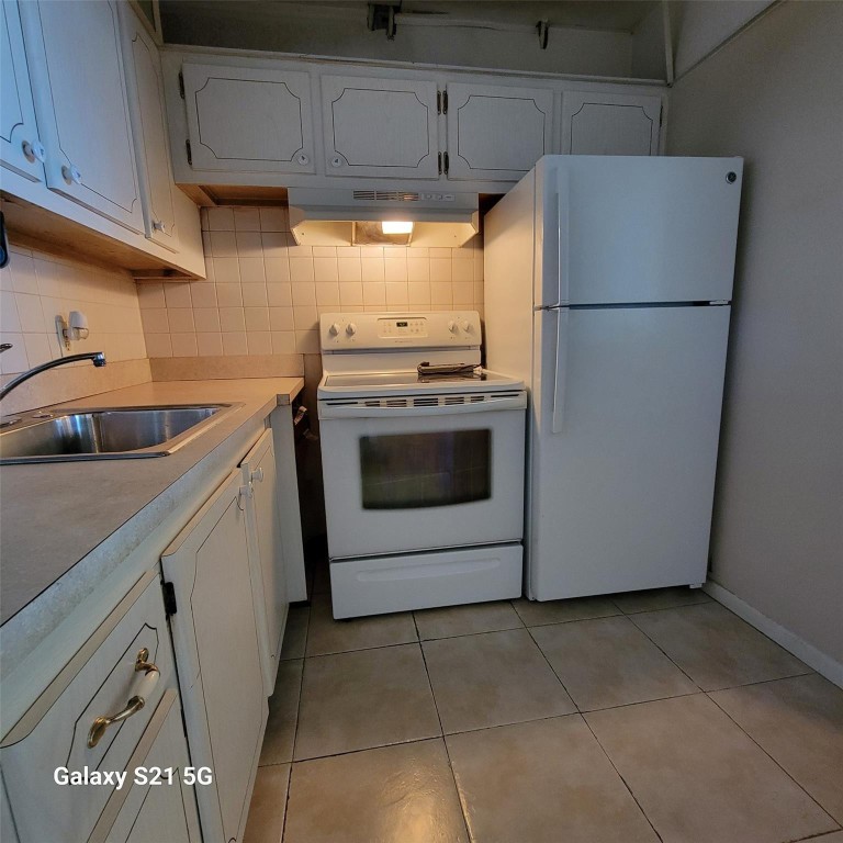 Century Village East - Residential