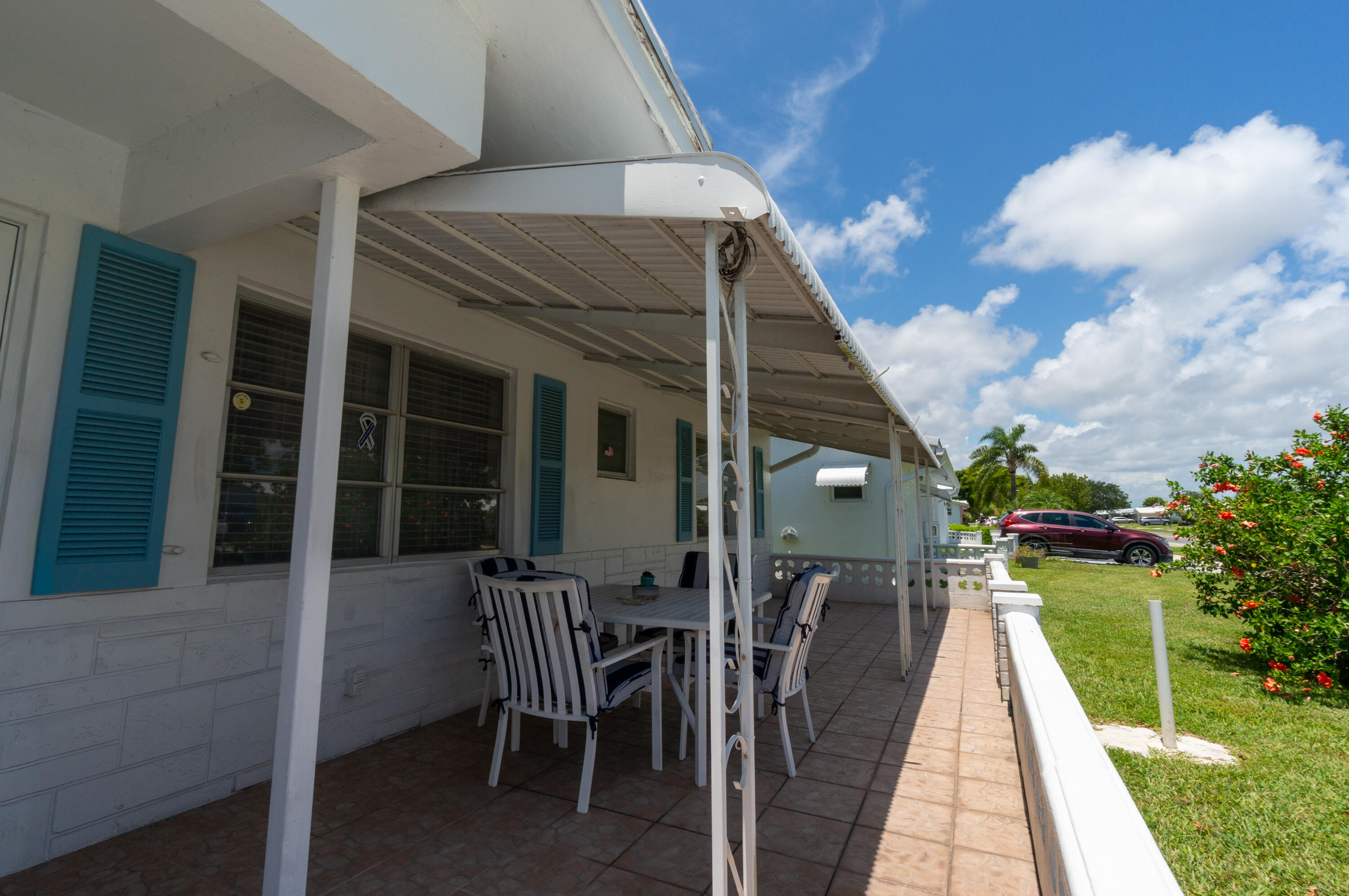 PALM BEACH LEISUREVILLE SEC 9 - Residential