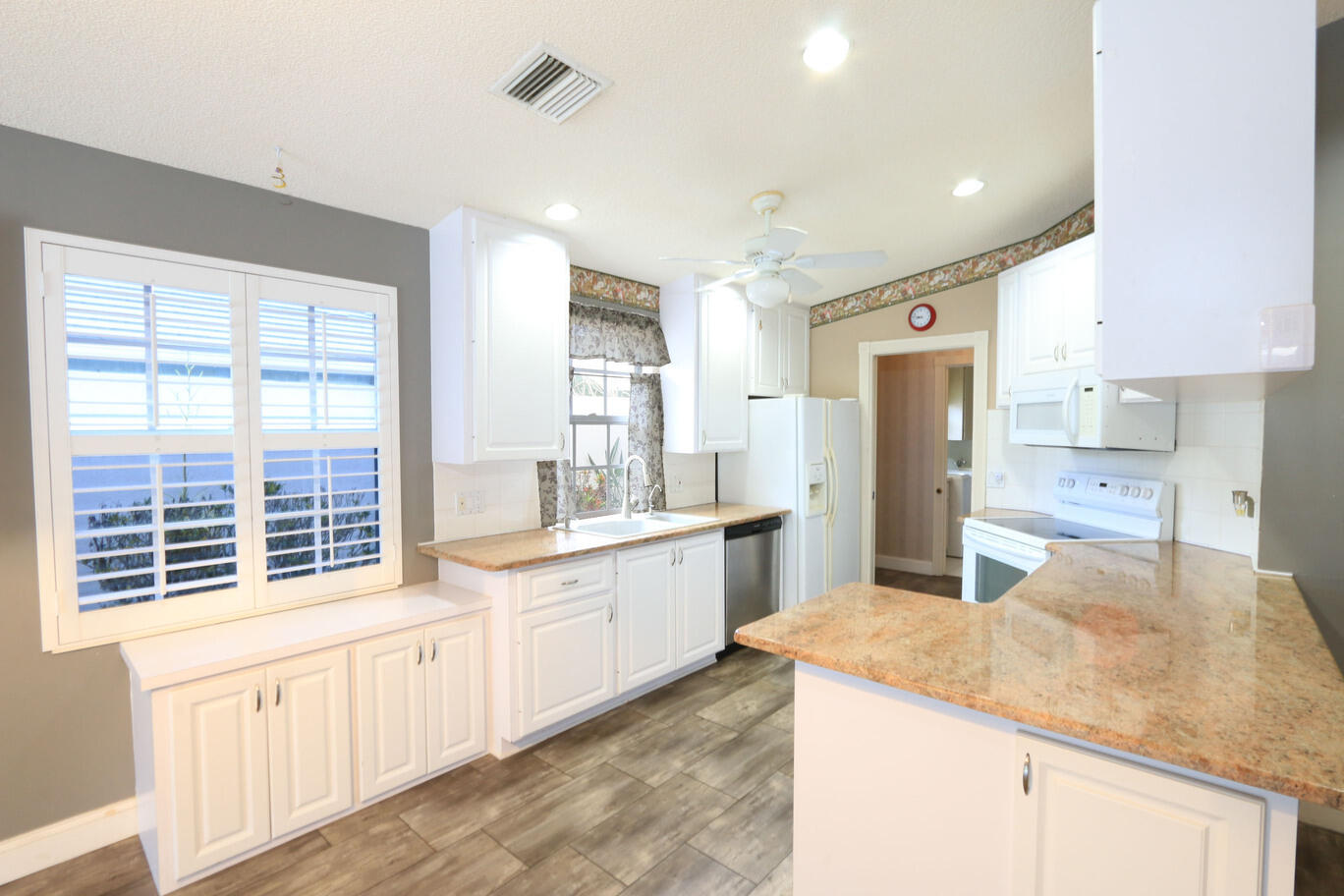 LAKES AT ST LUCIE WEST PLAT NO 48 - Residential