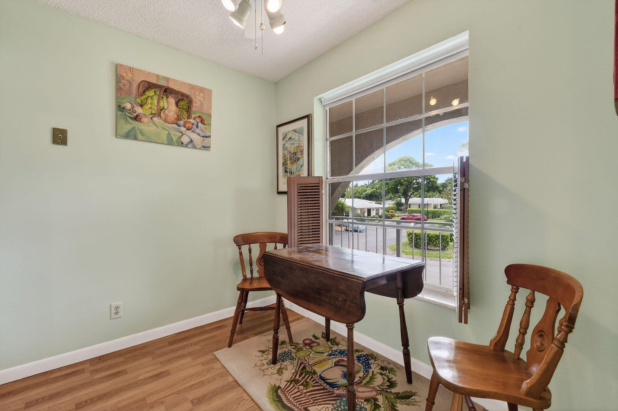 PALM GREENS AT VILLA DEL RAY CONDO II - Residential