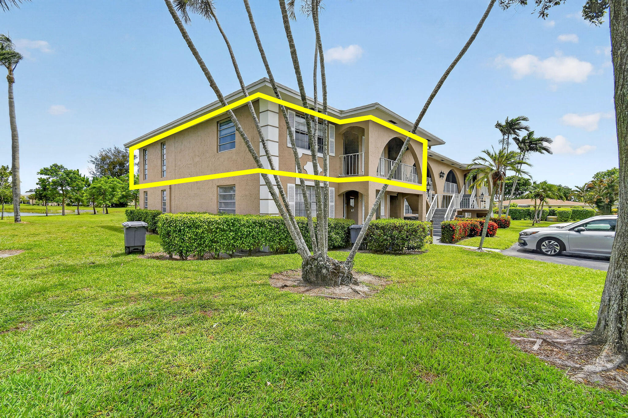 PALM GREENS AT VILLA DEL RAY CONDO II - Residential